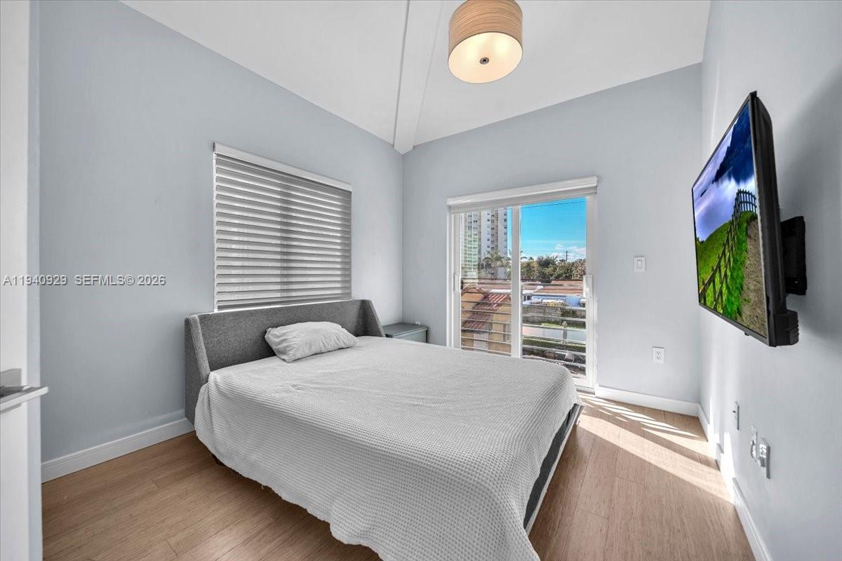 BEACH COLONY CONDO - Residential