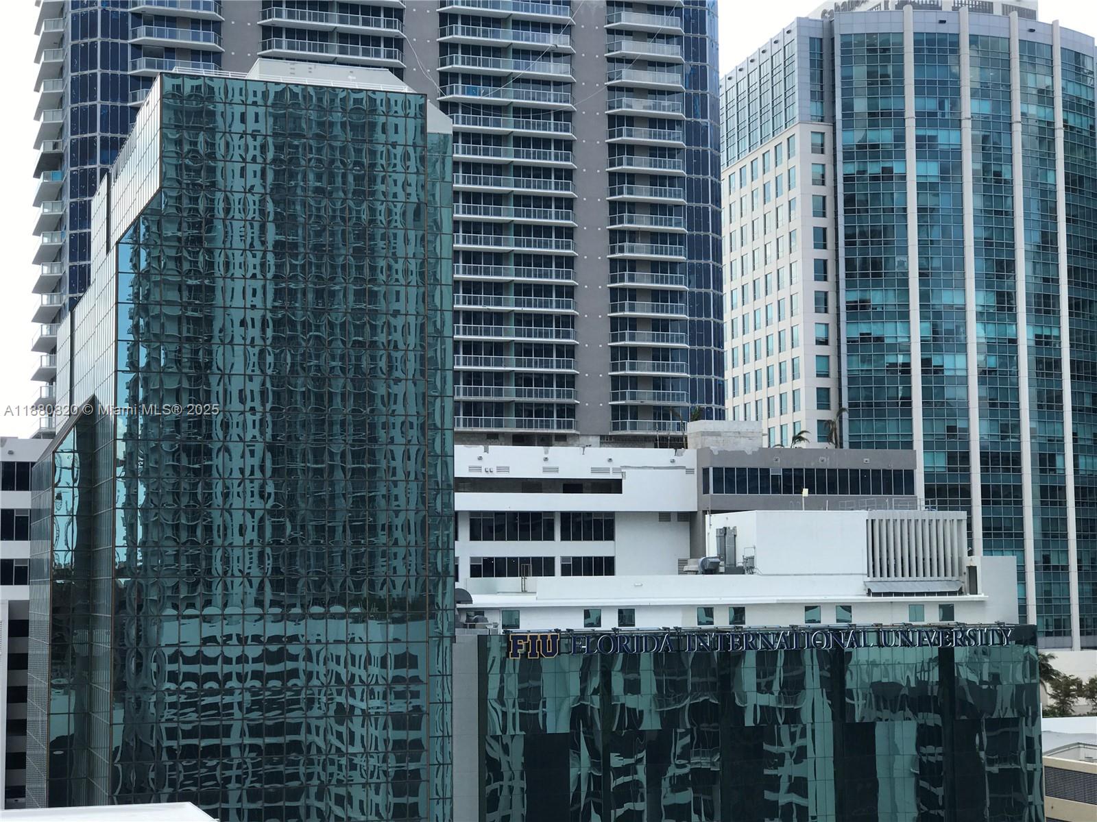 1010 BRICKELL CONDO - Residential