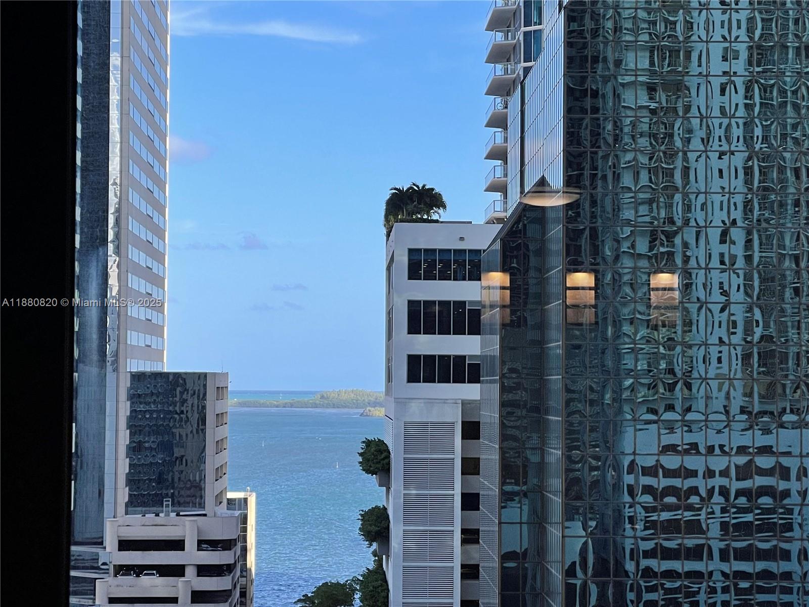 1010 Brickell Ave 1504