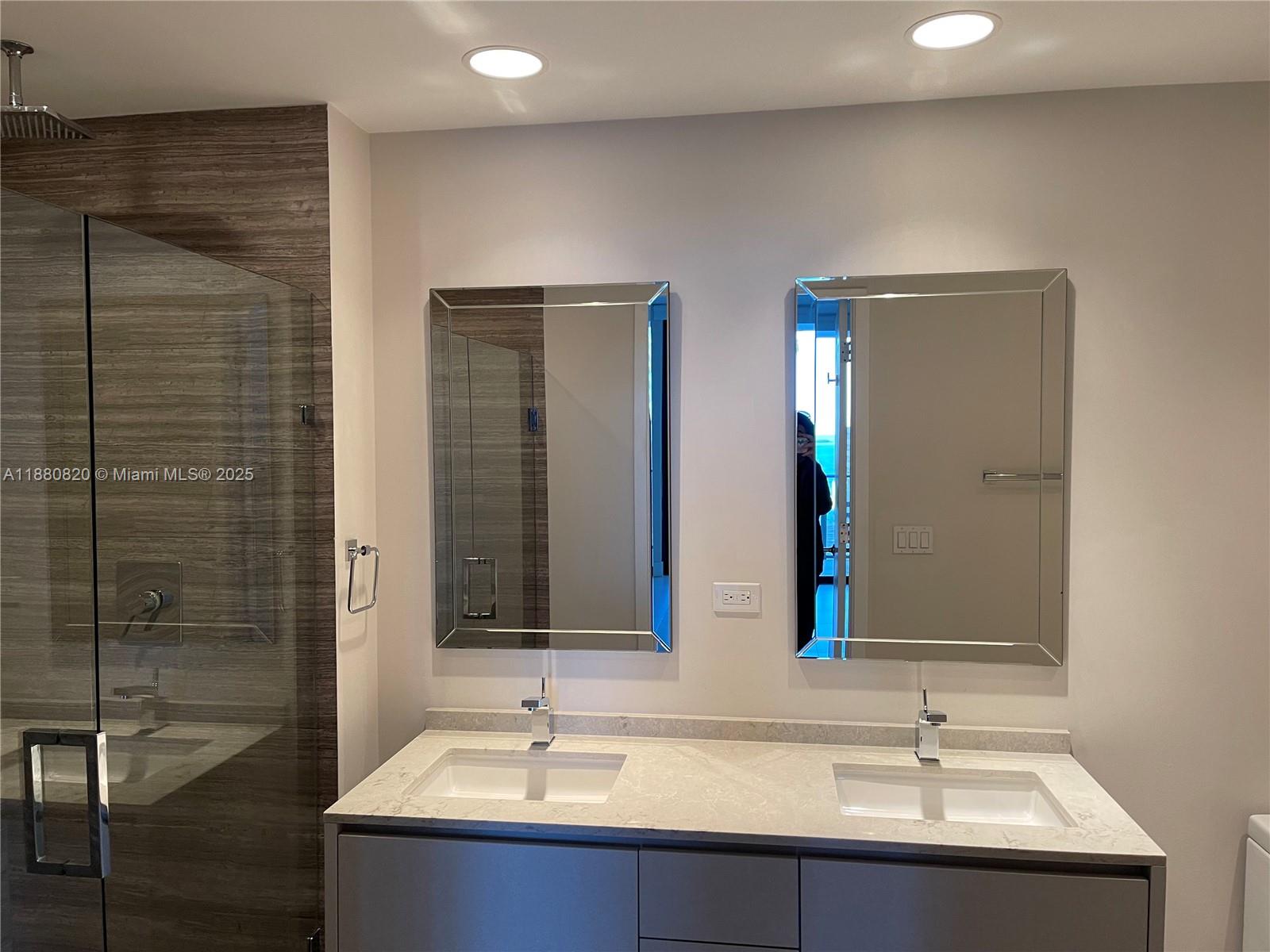 1010 BRICKELL CONDO - Residential