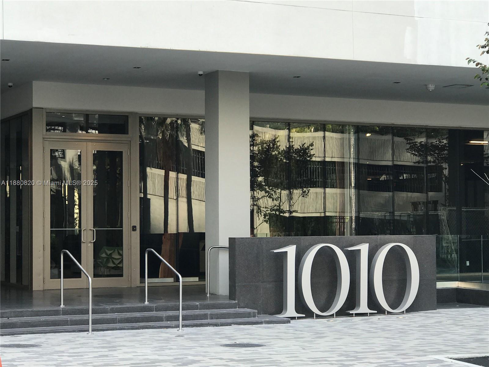 1010 BRICKELL CONDO - Residential