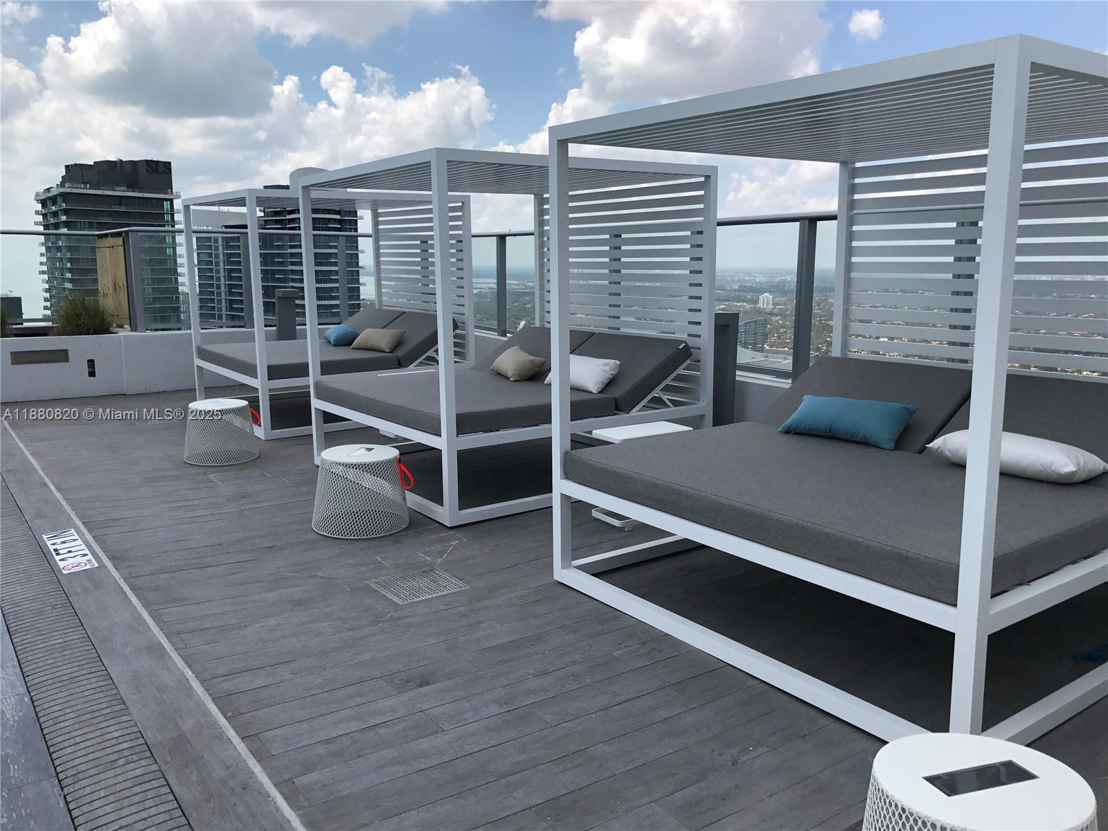 1010 BRICKELL CONDO - Residential