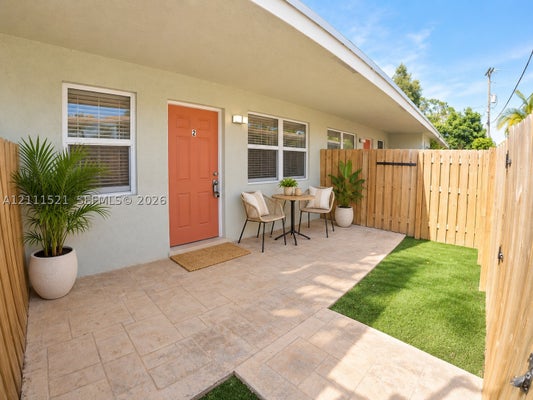 1204 NE 5TH TER APT 2, FORT LAUDERDALE, FL 33304 - Image 3c8c91af2da015b4cb33501aa9ad4ea9/2283096654