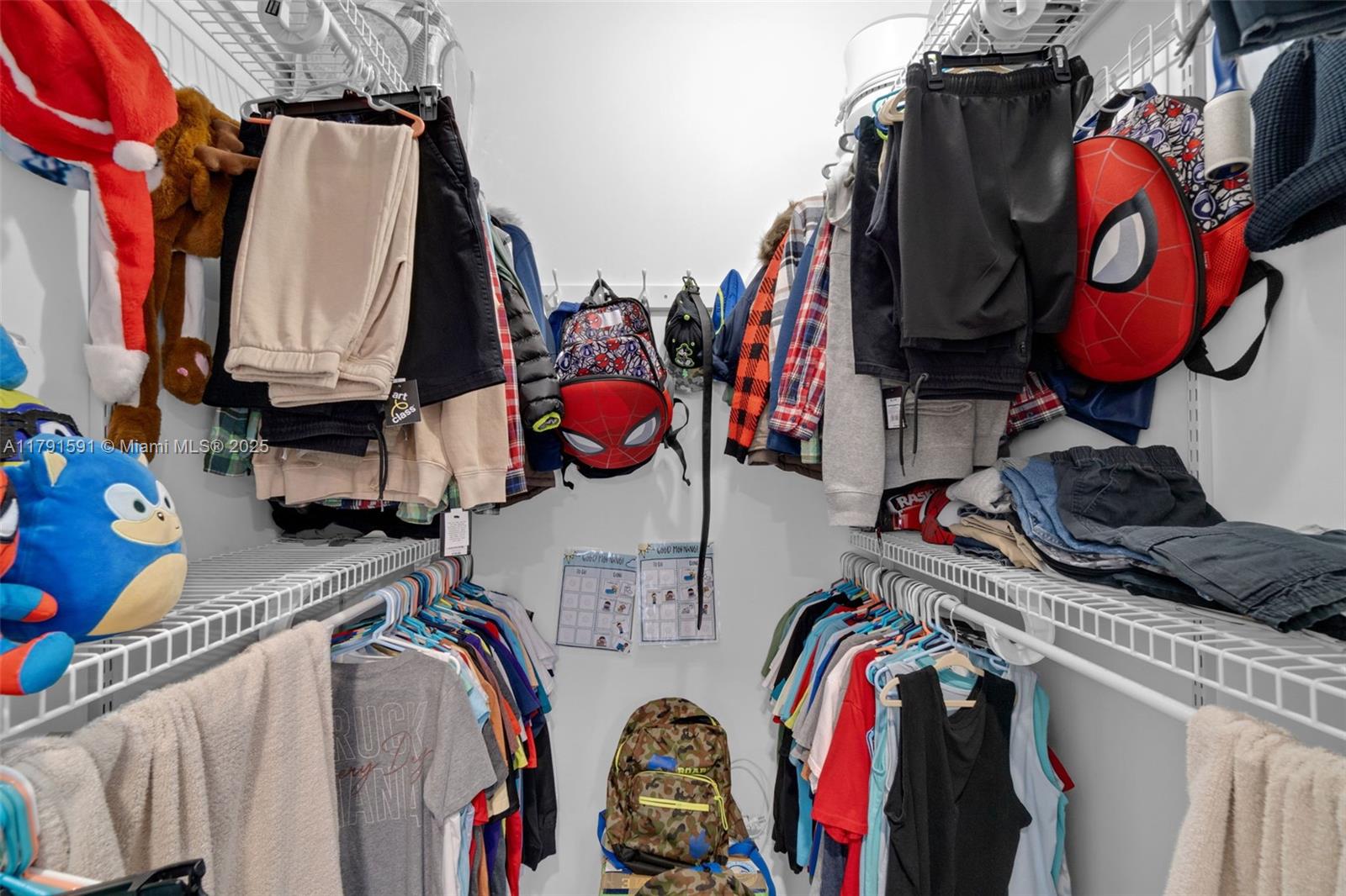 BISCADO ESTS SEC 1 - Residential