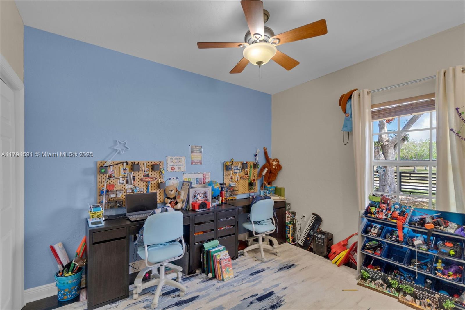 BISCADO ESTS SEC 1 - Residential