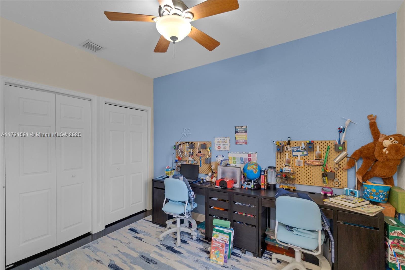 BISCADO ESTS SEC 1 - Residential