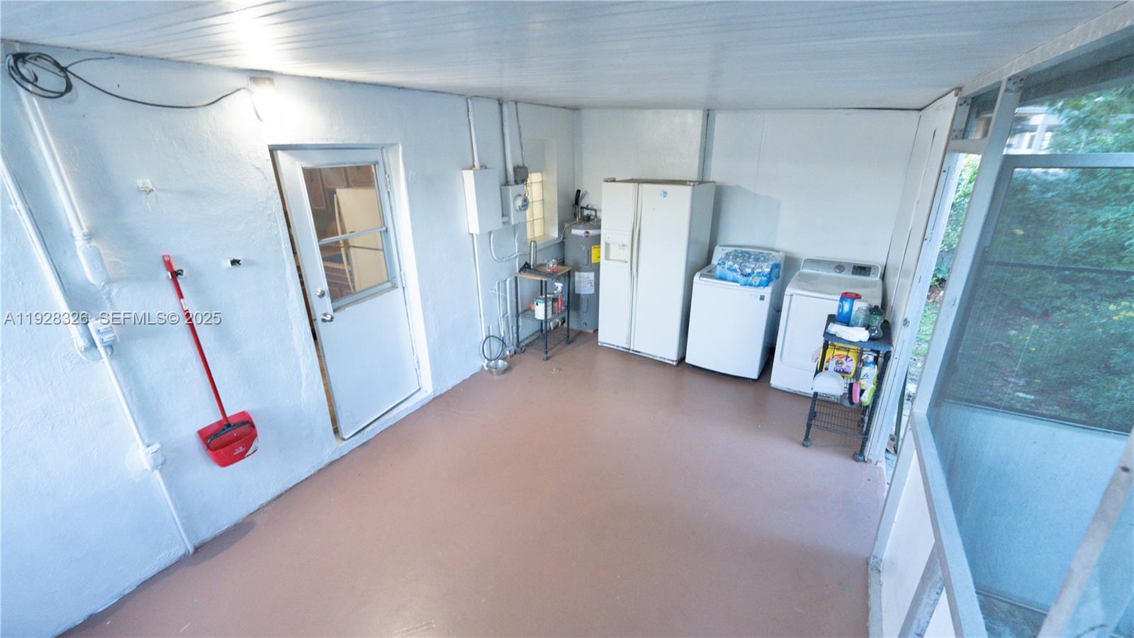 CAROLE ANNE PARK - Residential