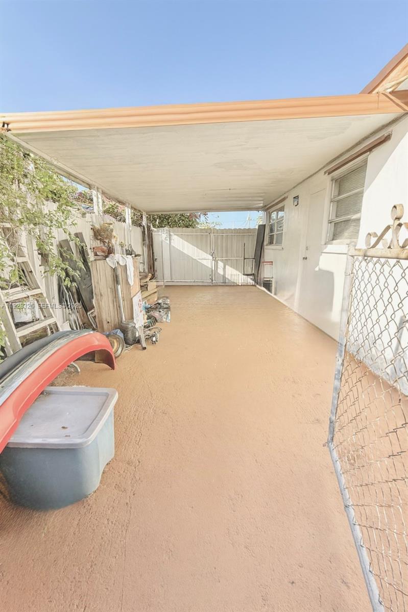 CAROLE ANNE PARK - Residential