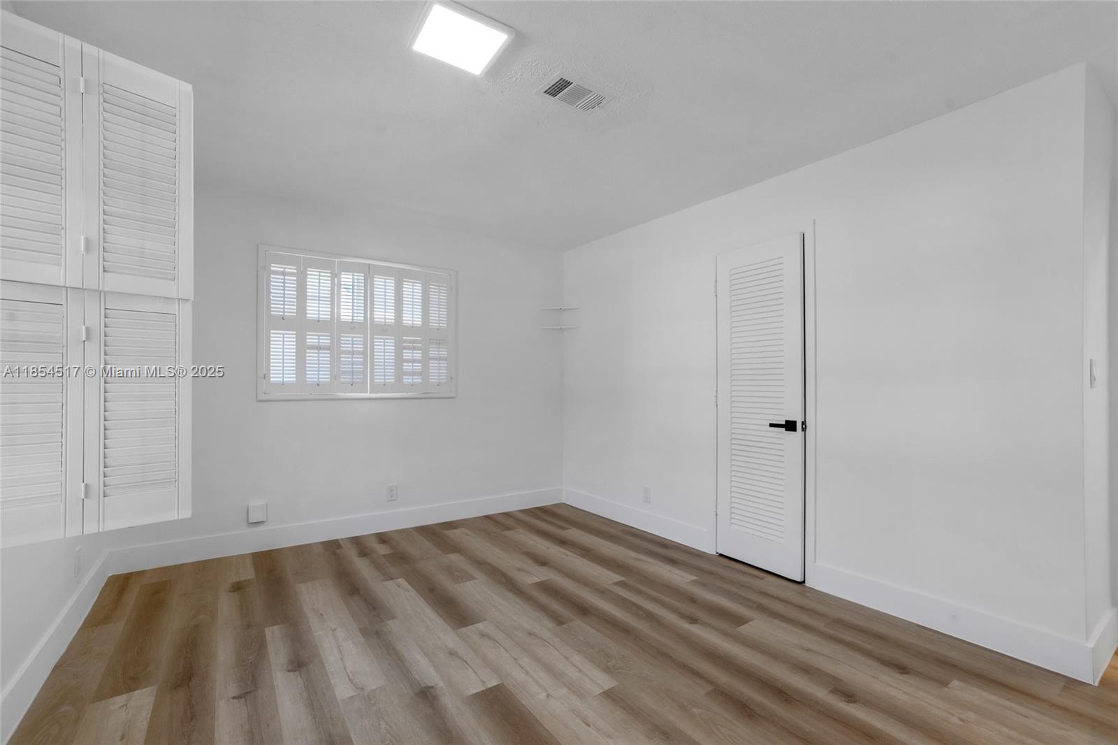 ROYAL PALM ACRES SECOND S - Residential Lease