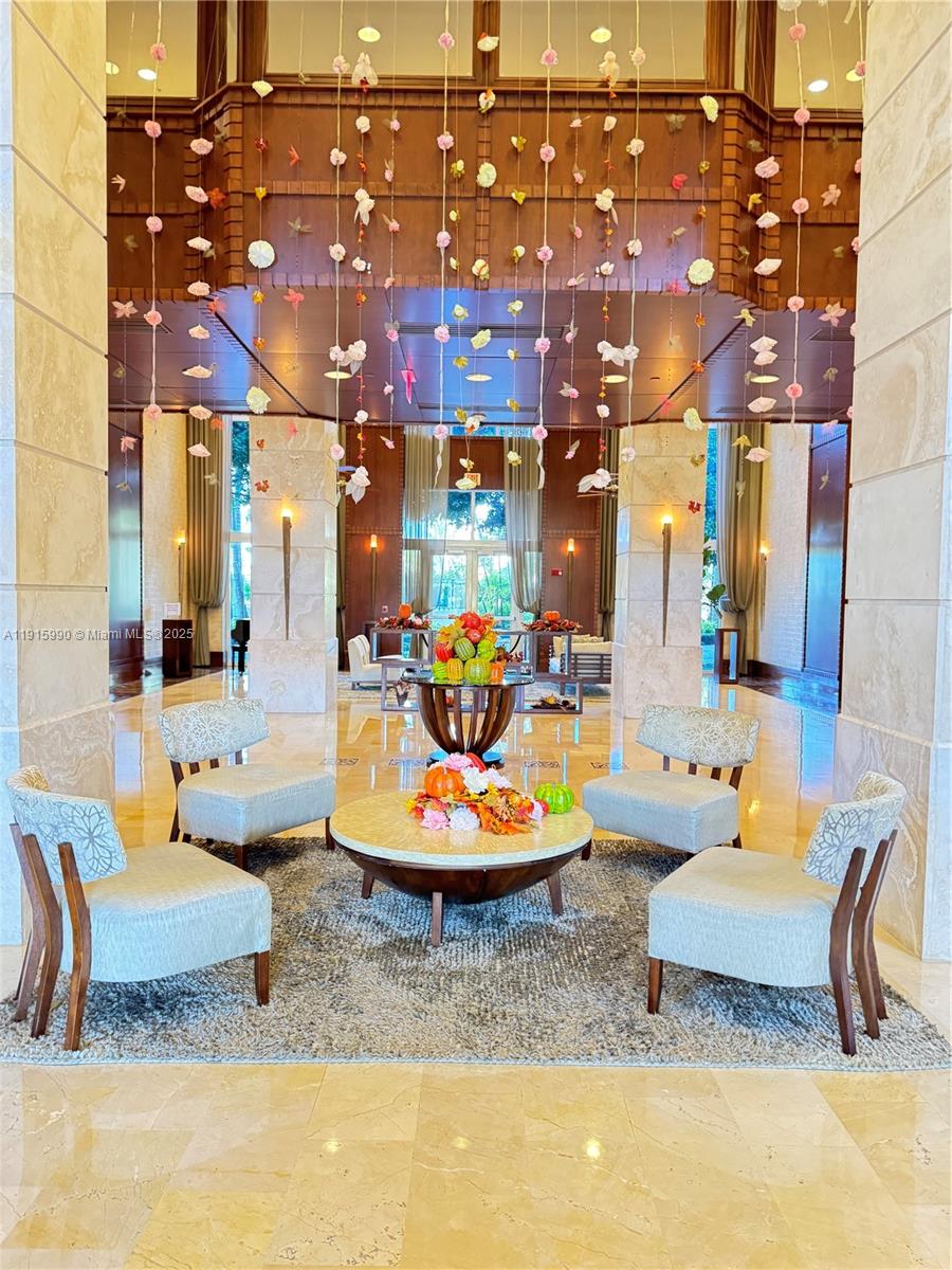 TURNBERRY ON THE GREEN CO - Residential