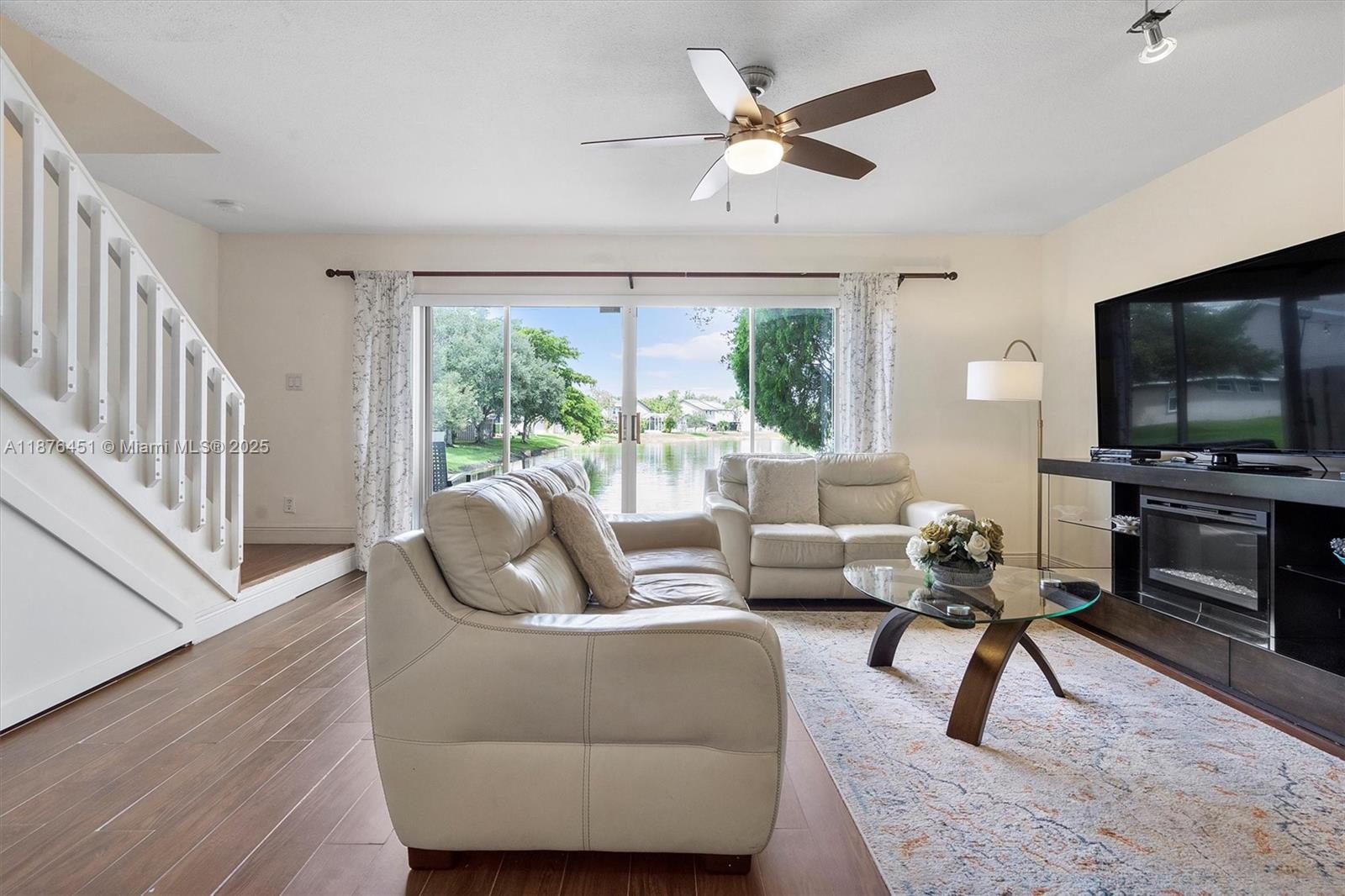 TWIN FOUNTAINS REPLAT - Residential