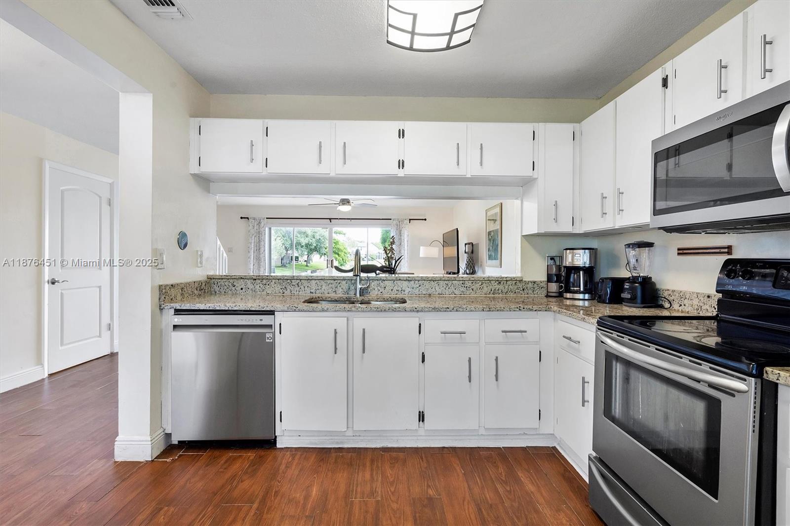 TWIN FOUNTAINS REPLAT - Residential