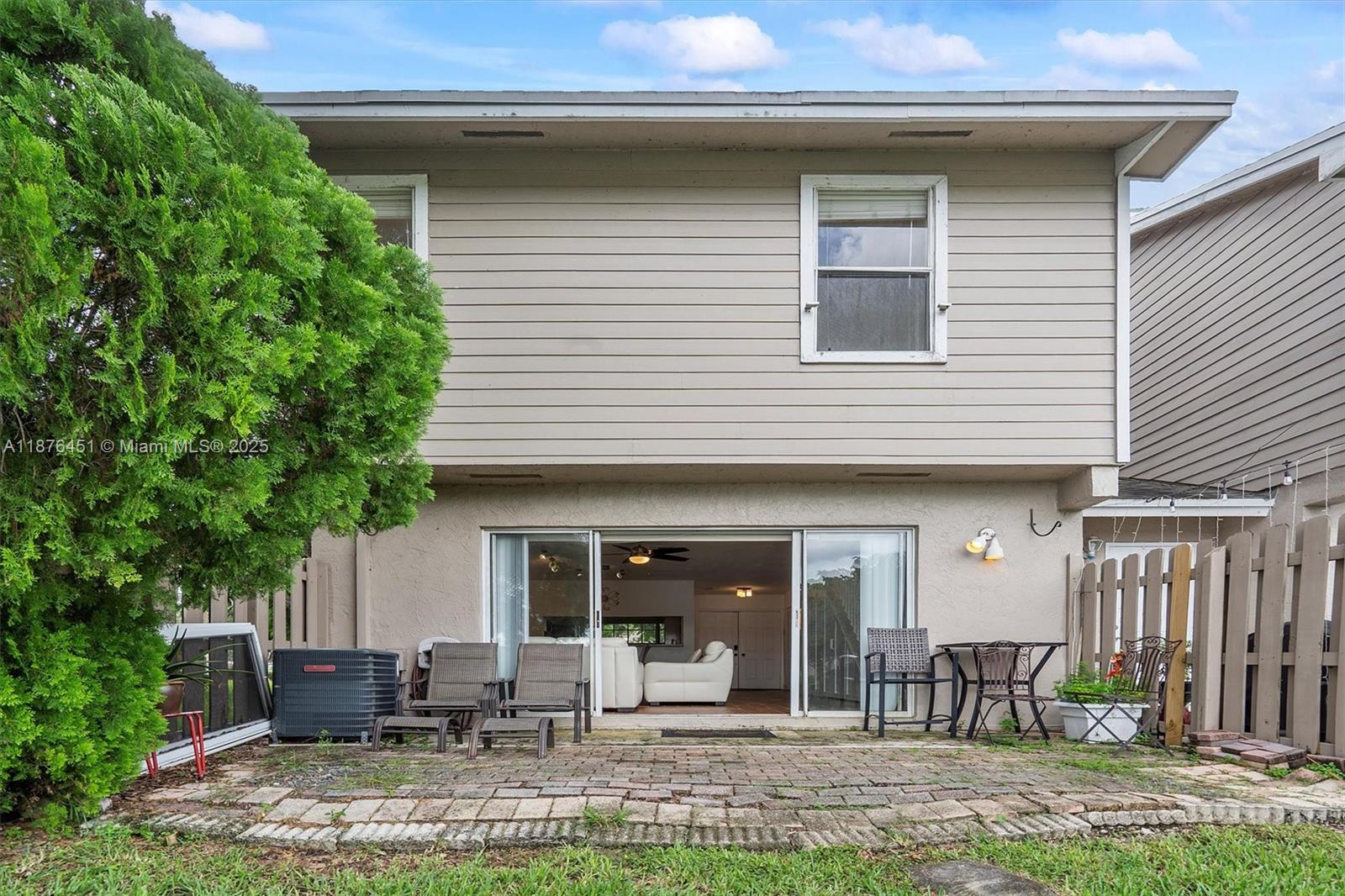 TWIN FOUNTAINS REPLAT - Residential