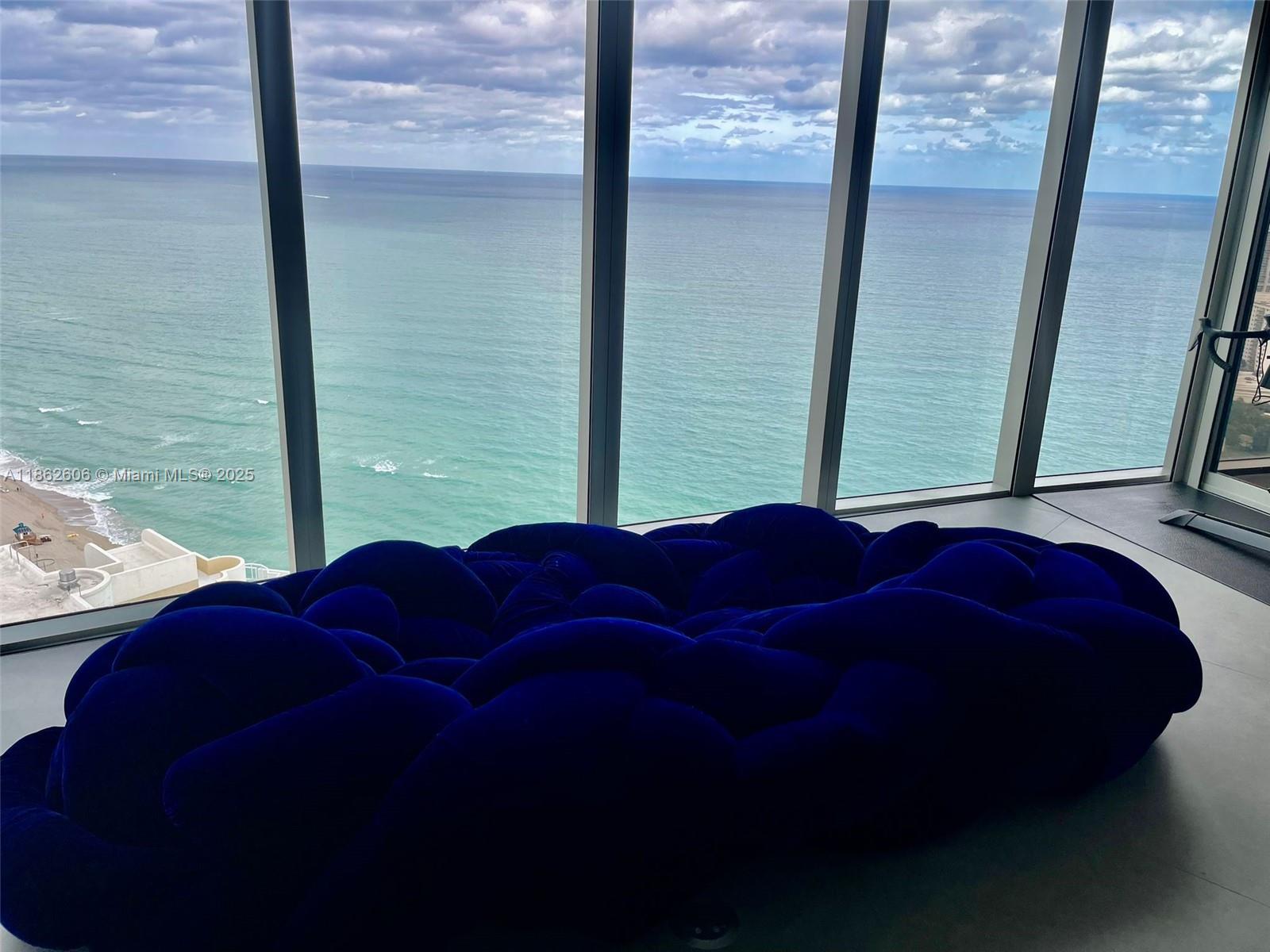 18555 COLLINS AVENUE COND - Residential Lease