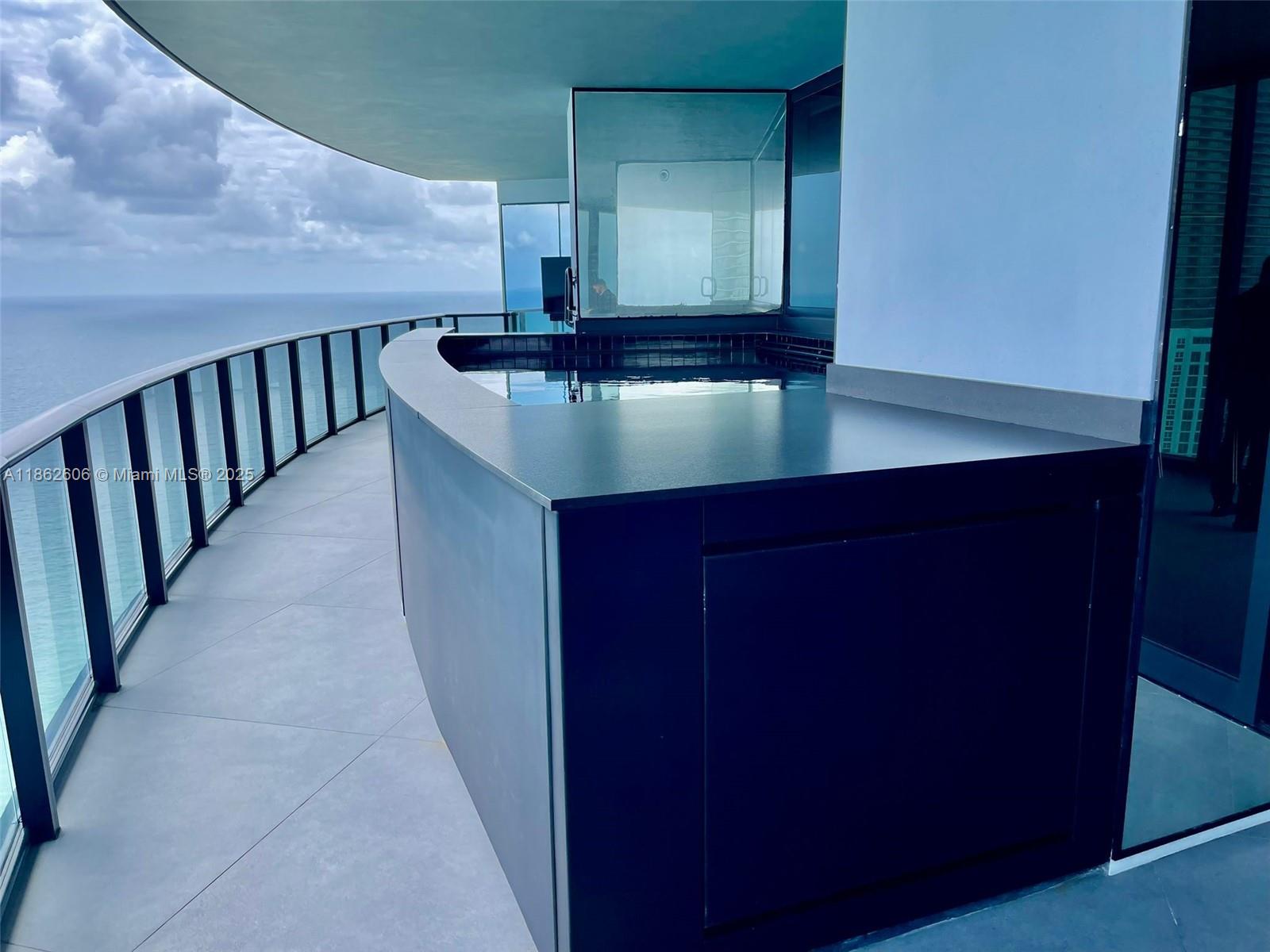 18555 COLLINS AVENUE COND - Residential Lease