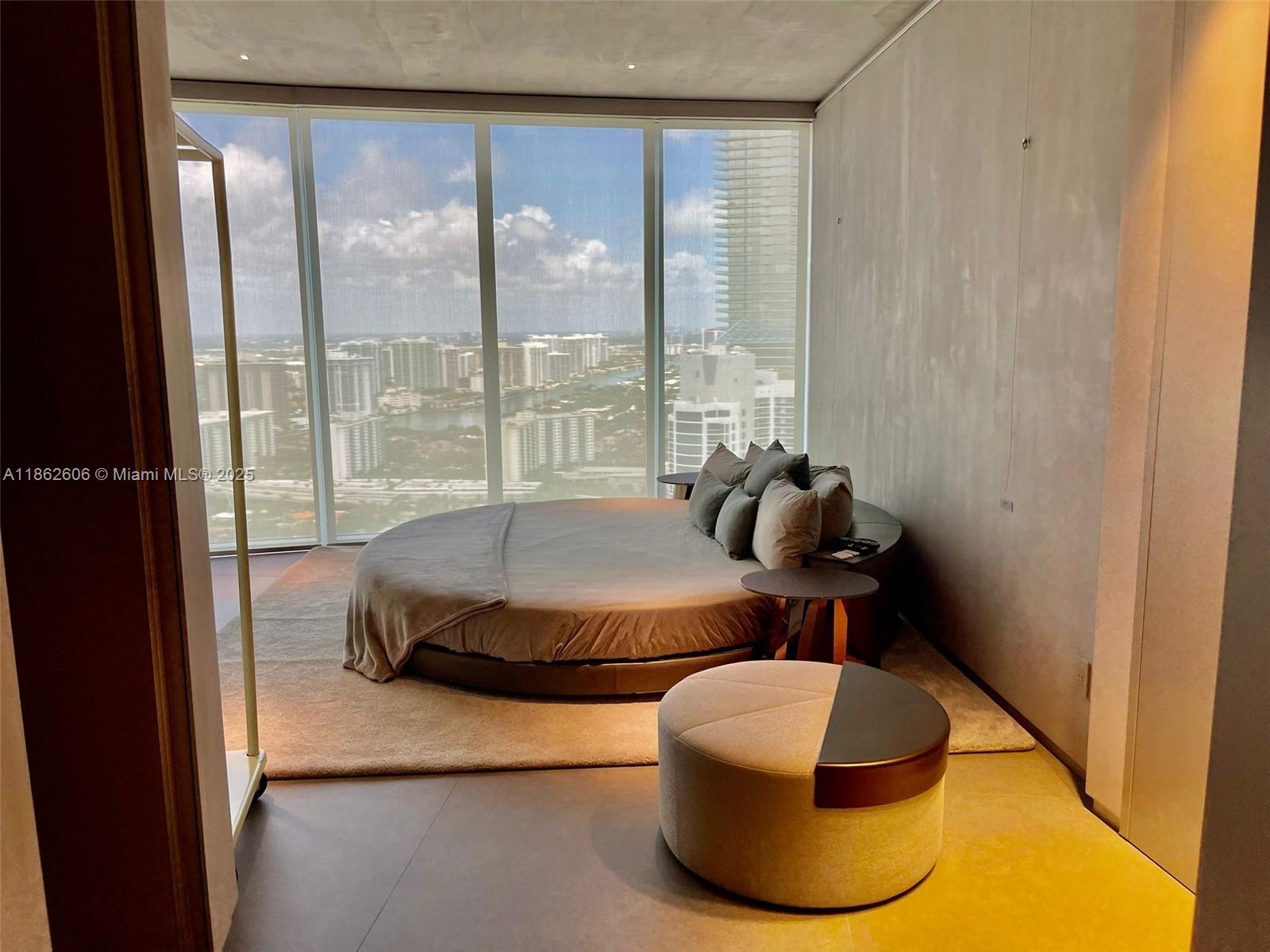 18555 COLLINS AVENUE COND - Residential Lease
