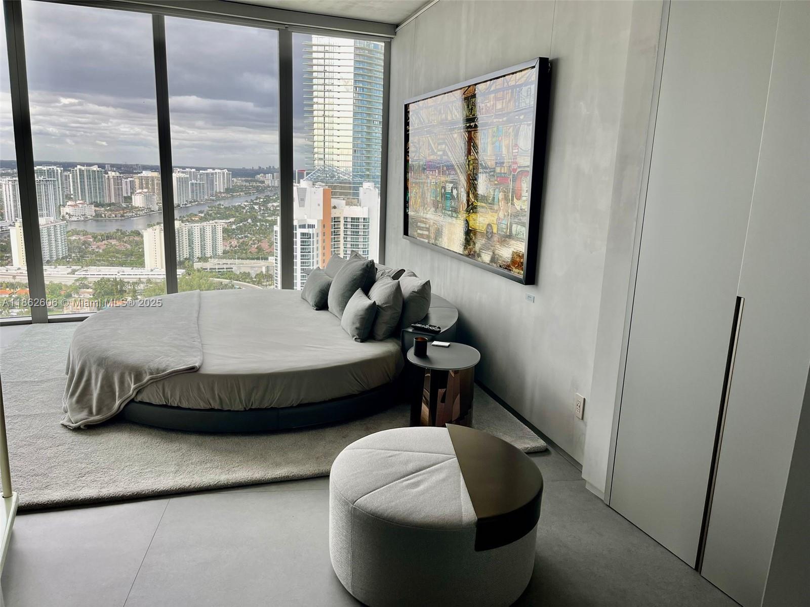 18555 COLLINS AVENUE COND - Residential Lease