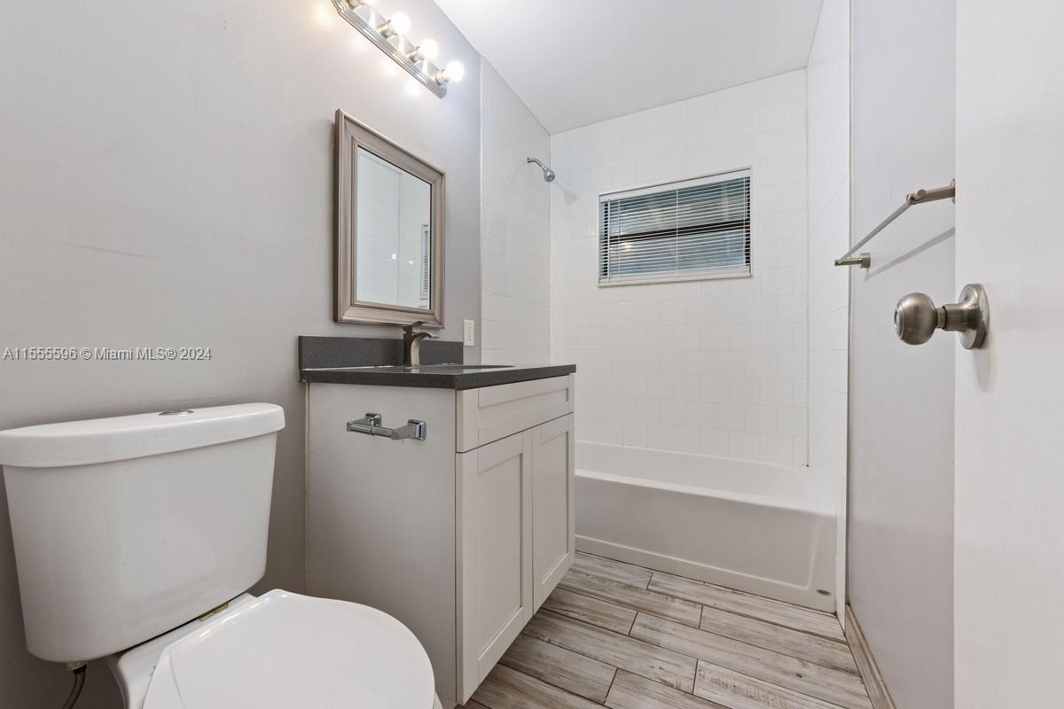 NORTH ANDREWS TERRACE FIR - Residential