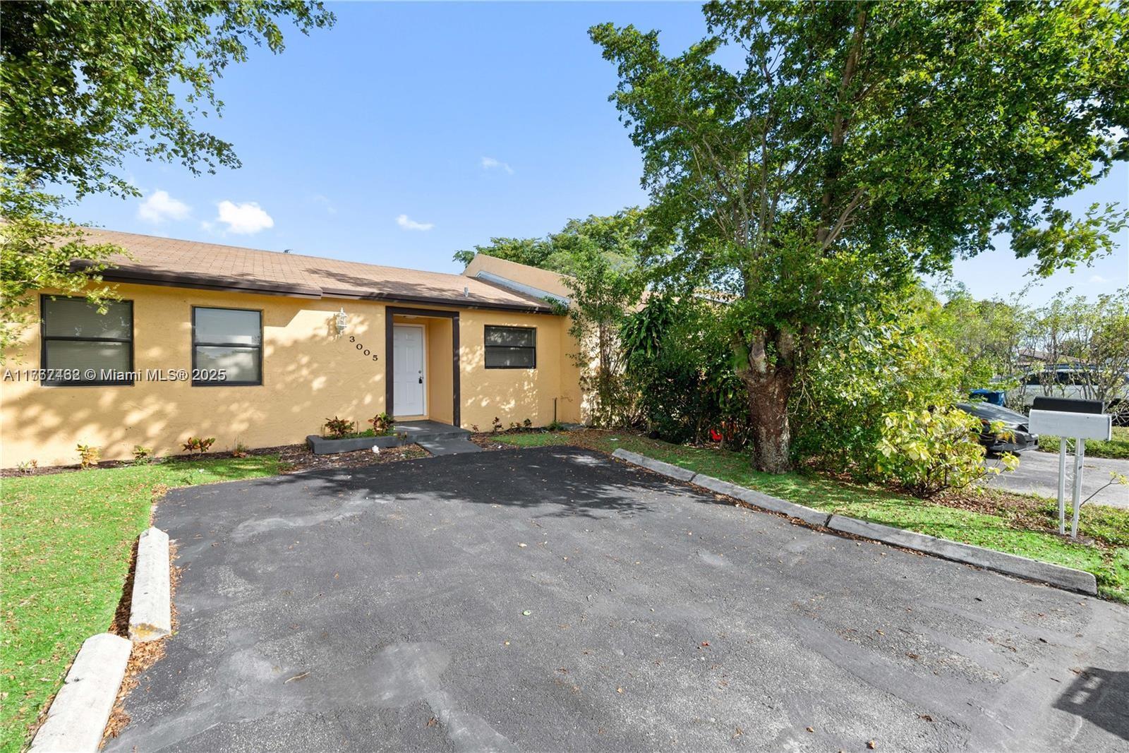 Rental Property at 3005 Nw 204th Ter, Miami Gardens, Broward County, Florida - Bedrooms: 3 
Bathrooms: 2  - $2,950 MO.