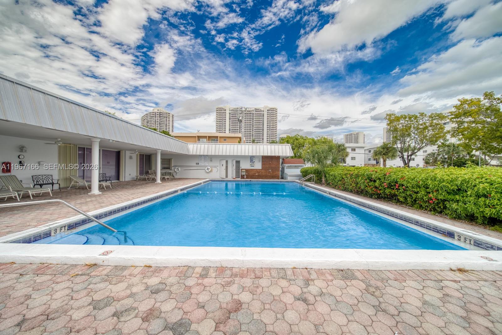 EASTERN SHORES - Residential