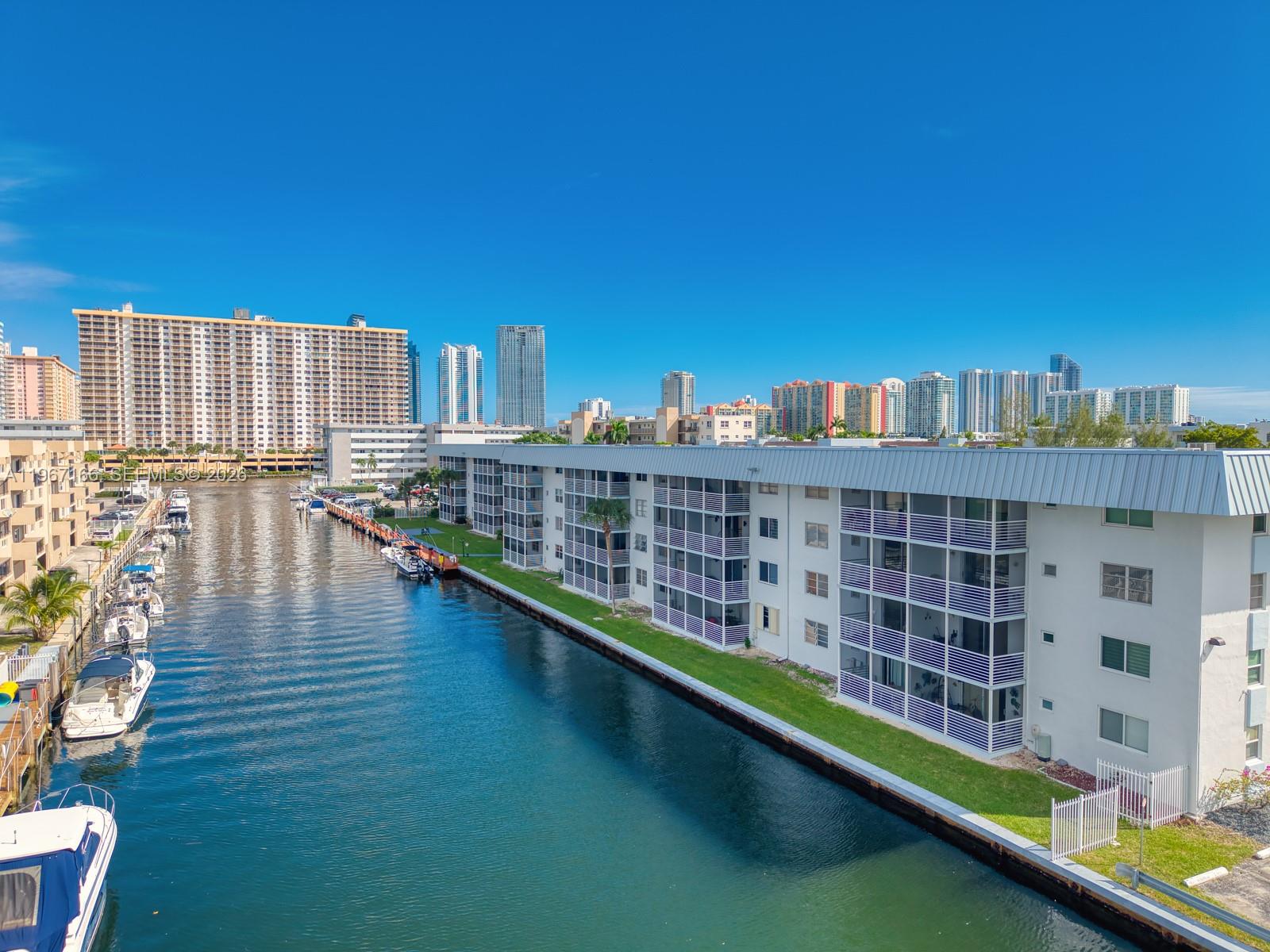 EASTERN SHORES - Residential