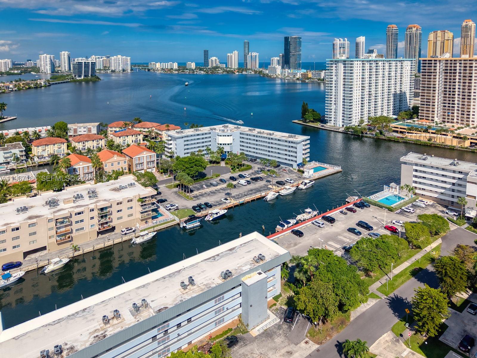 EASTERN SHORES - Residential