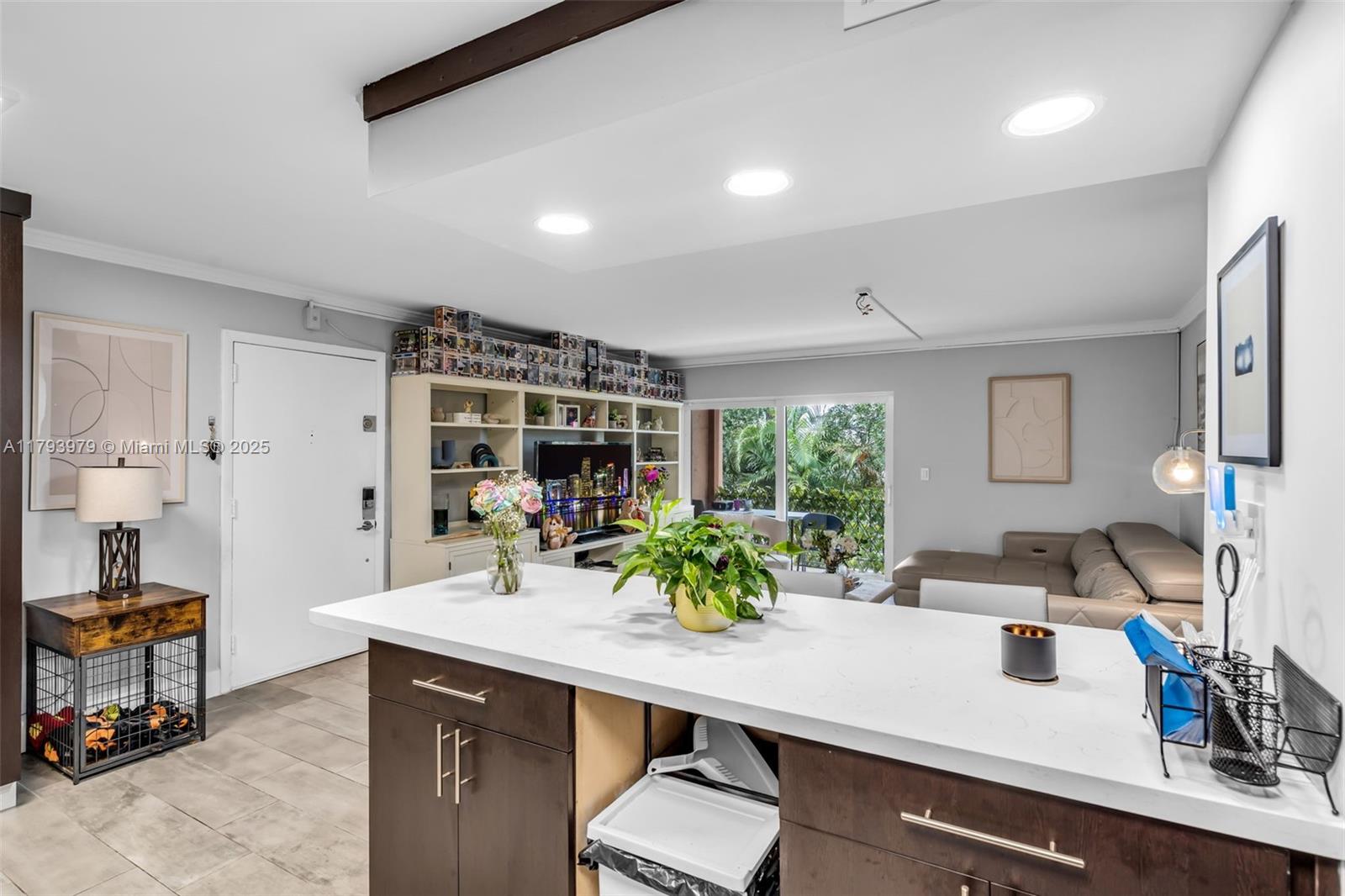 7215 Miami Lakes Dr A-20
