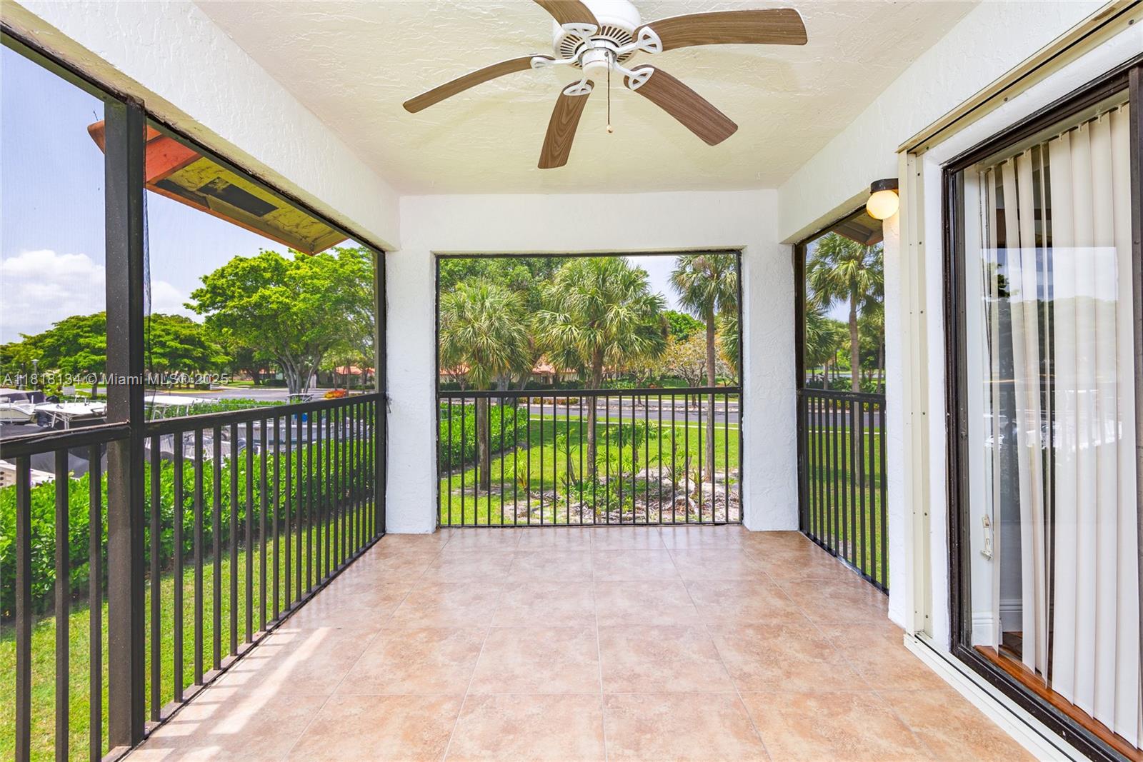 DIPLOMAT SQUARE CONDO - Residential