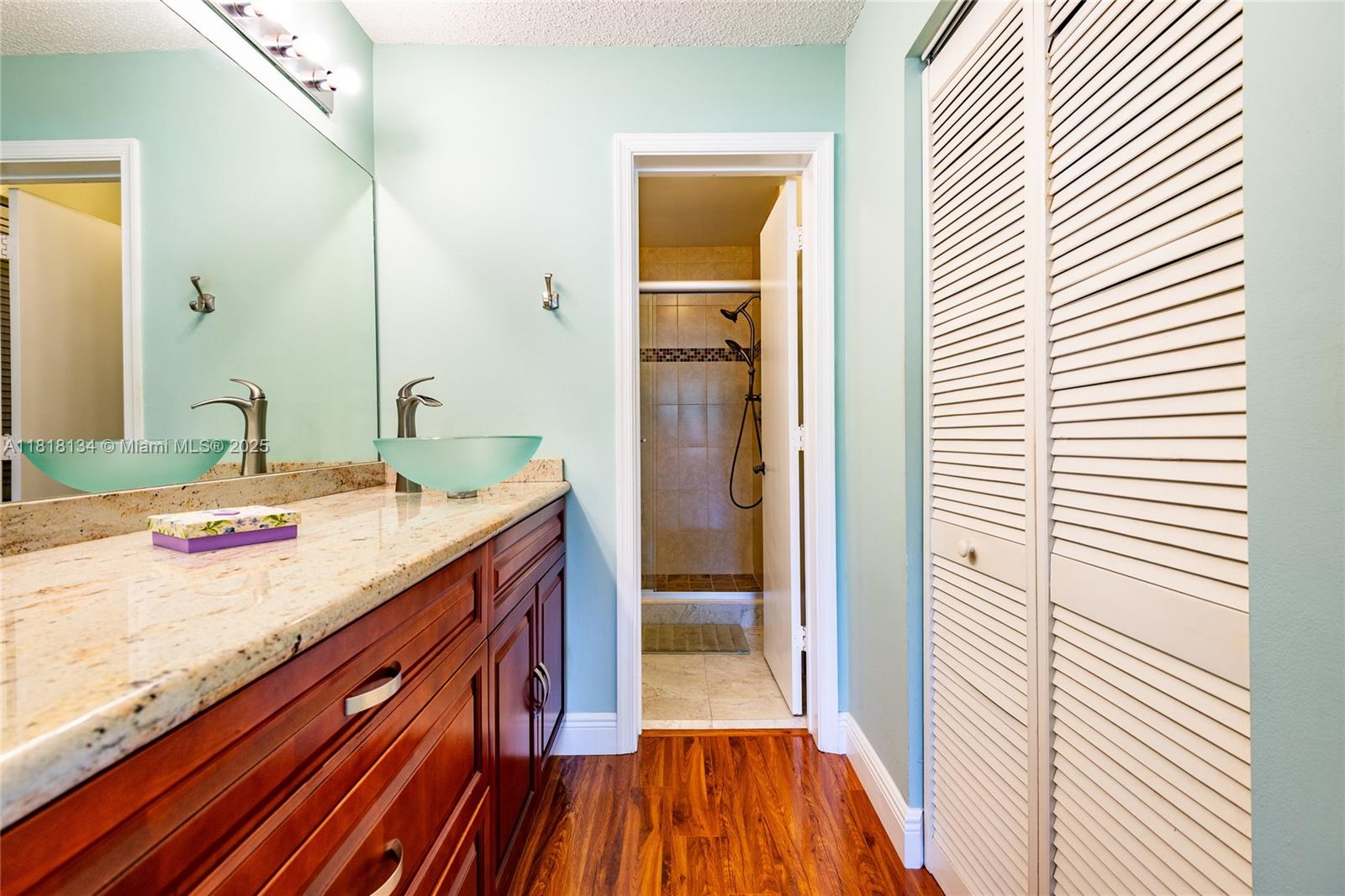 DIPLOMAT SQUARE CONDO - Residential