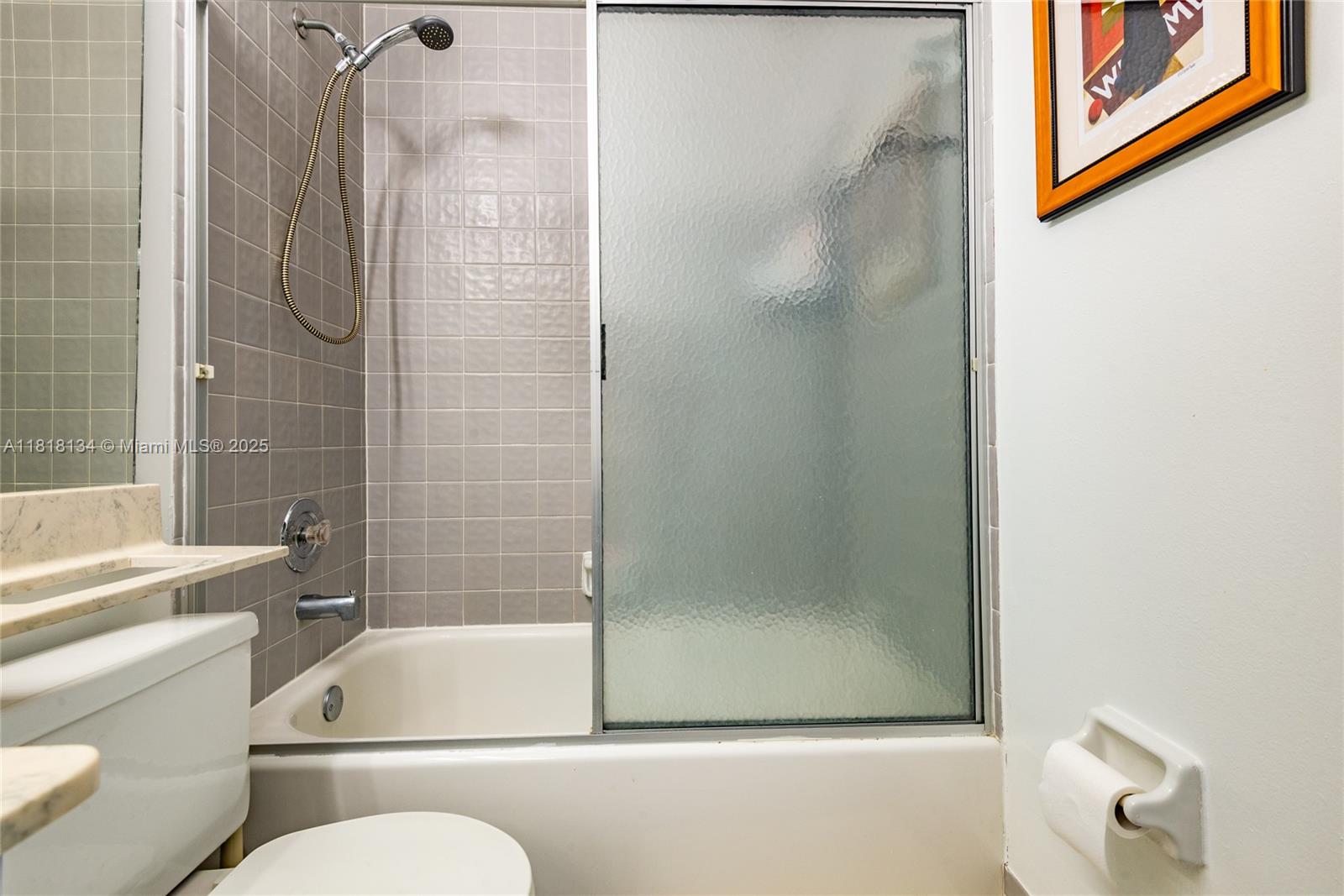 DIPLOMAT SQUARE CONDO - Residential
