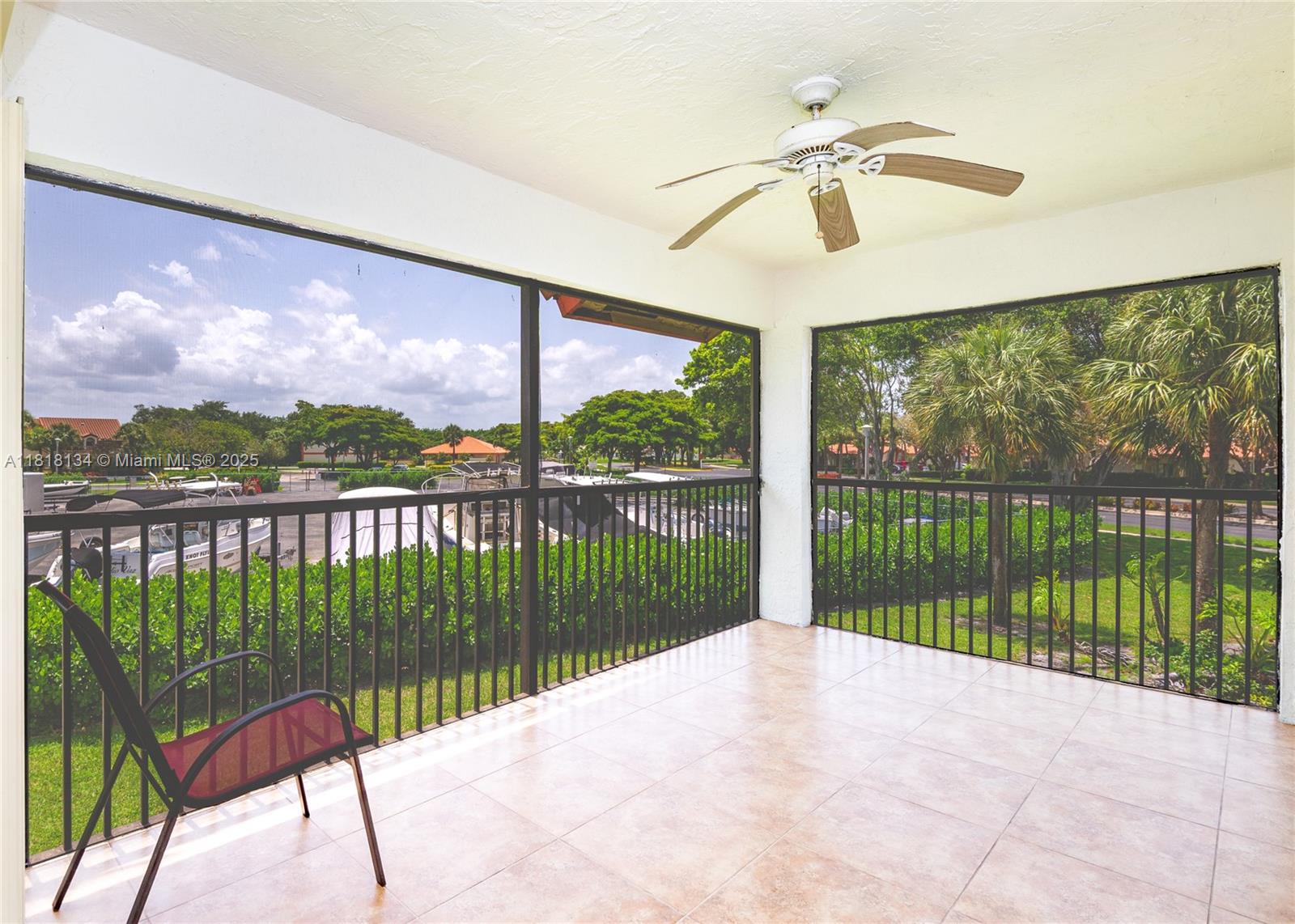 DIPLOMAT SQUARE CONDO - Residential