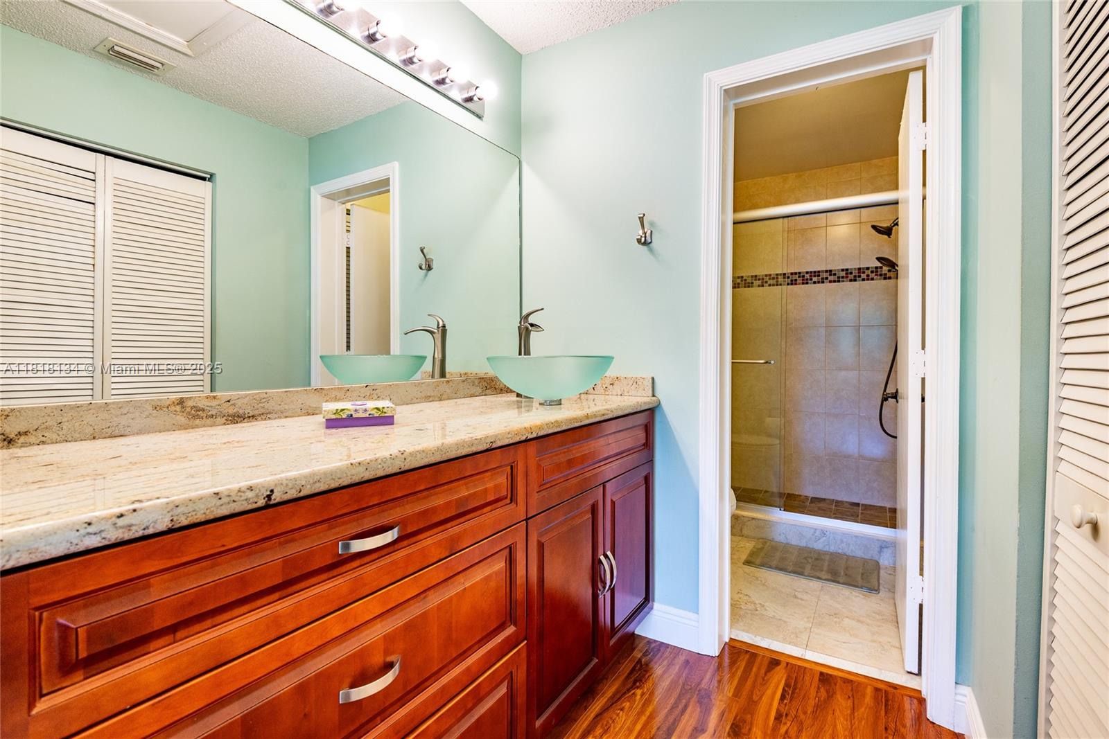 DIPLOMAT SQUARE CONDO - Residential