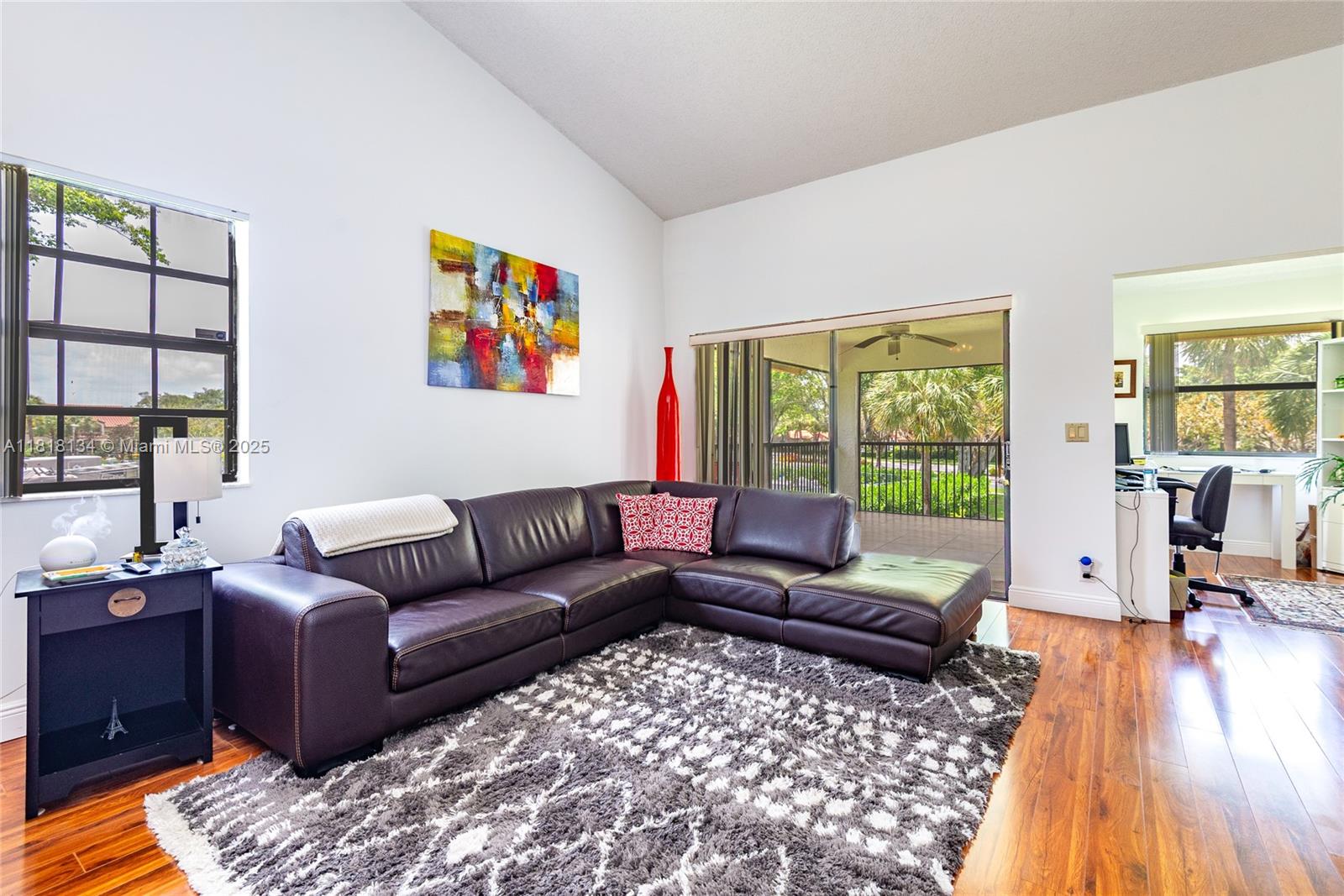 DIPLOMAT SQUARE CONDO - Residential