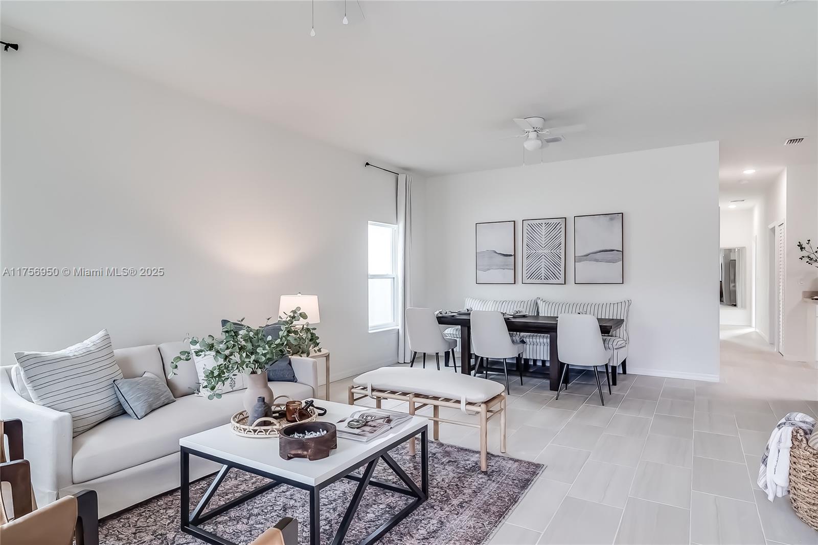 Las Villas at Kenilworth - Residential Lease