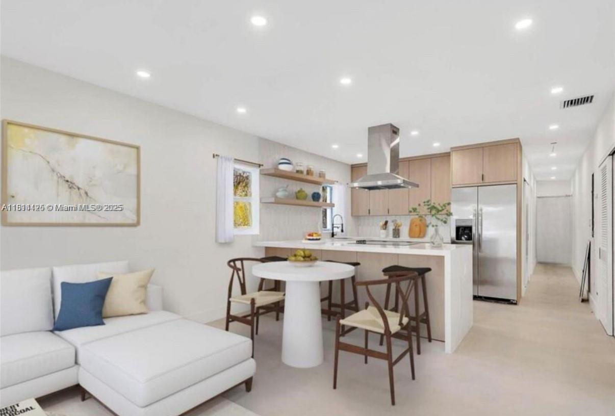 545 NW 47th St
