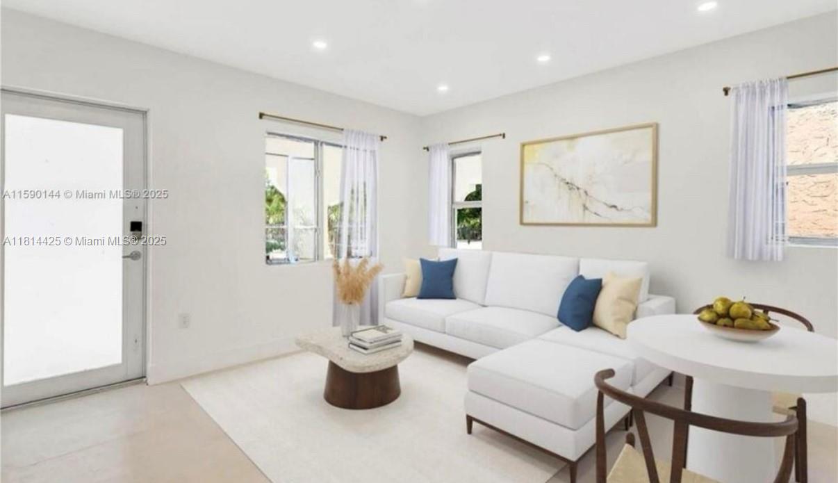 545 NW 47th St
