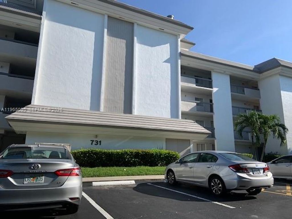 Photo of 731 N Pine Island Rd #305, Plantation, FL 33324 (MLS # A11965036)
