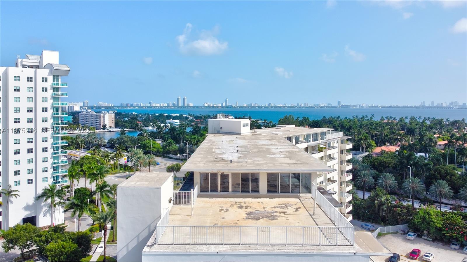 7904 West Dr. Penthouse