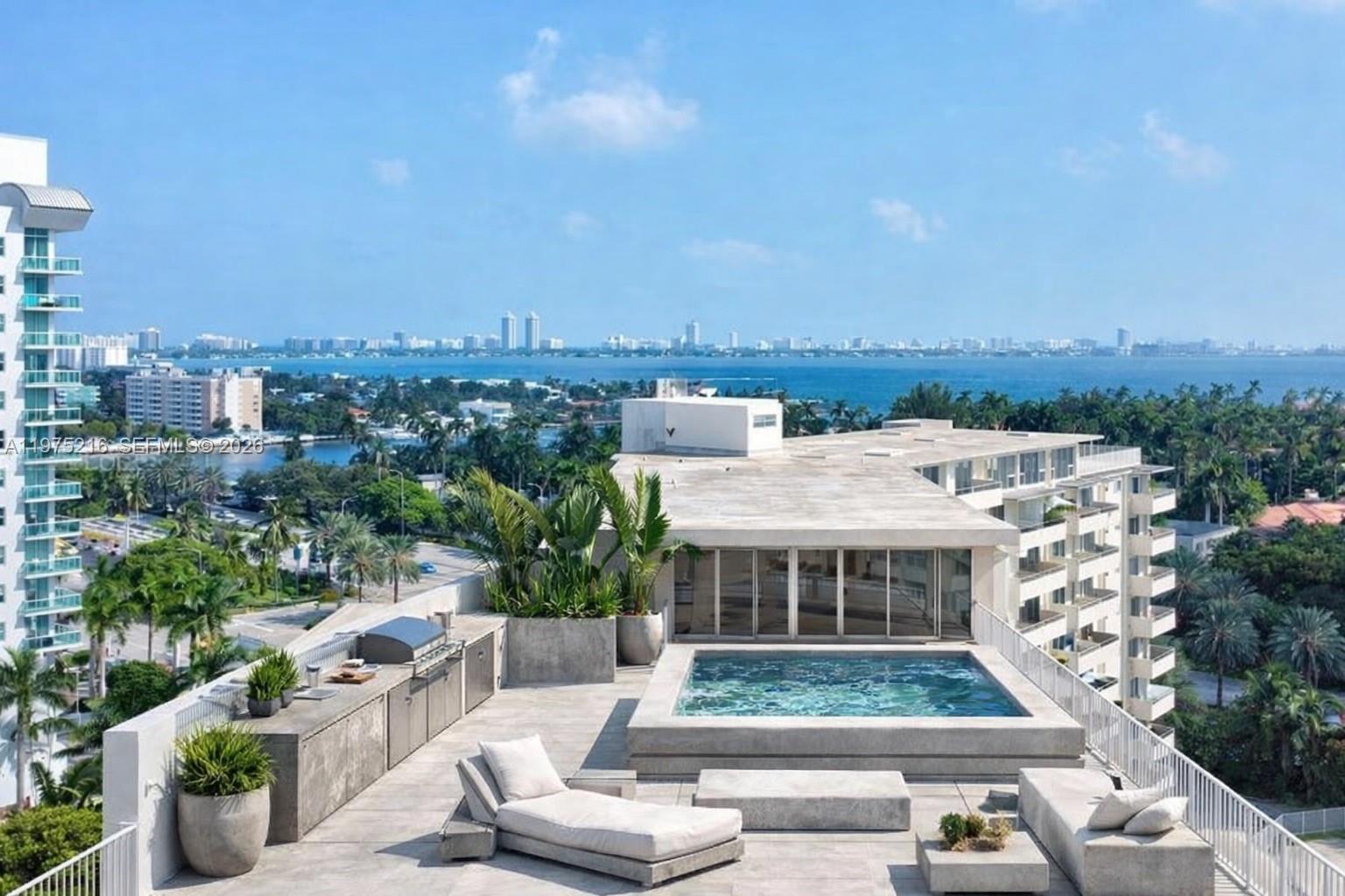 BAYSHORE YACHT & TENNIS - Residential