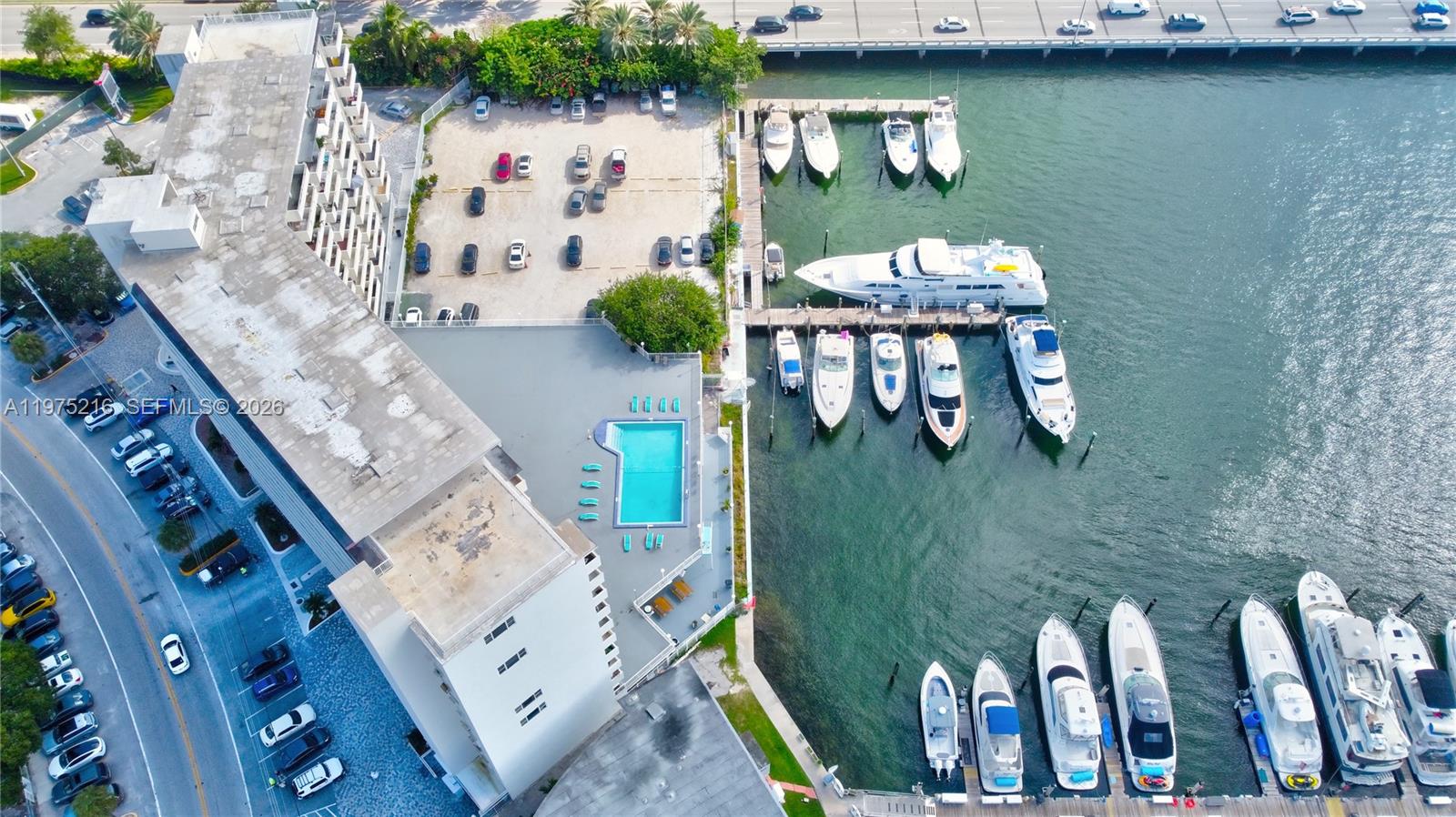 BAYSHORE YACHT & TENNIS - Residential