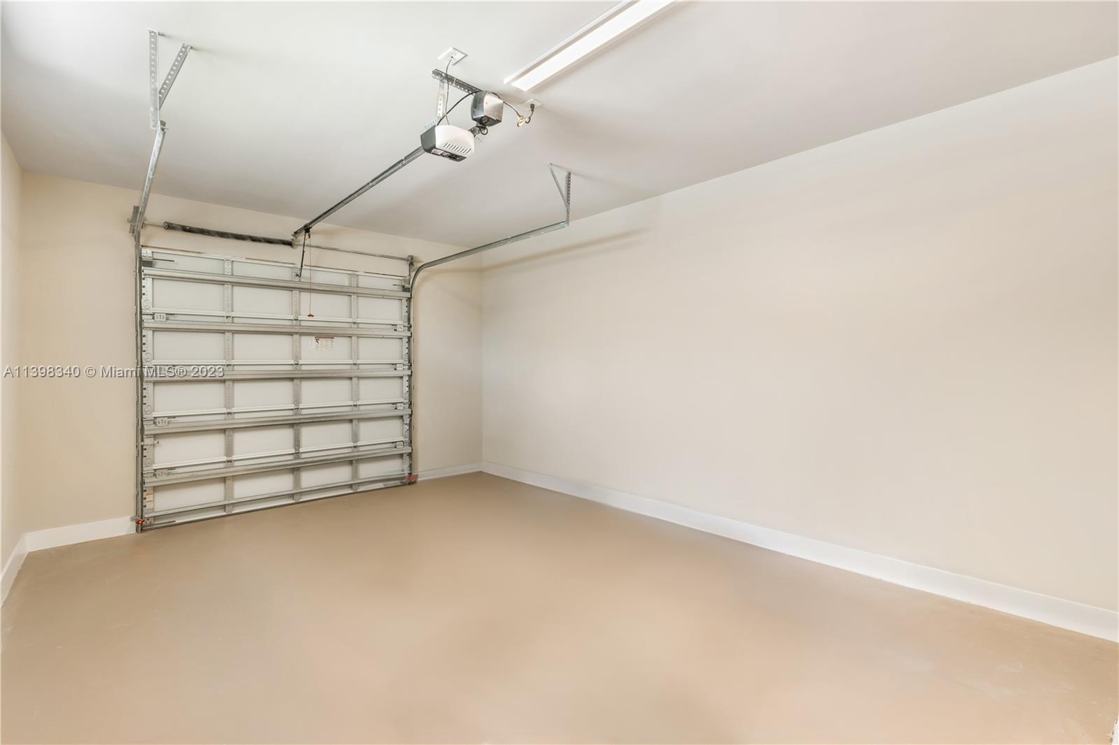 REALTY SECURITIES CORPPB - Residential