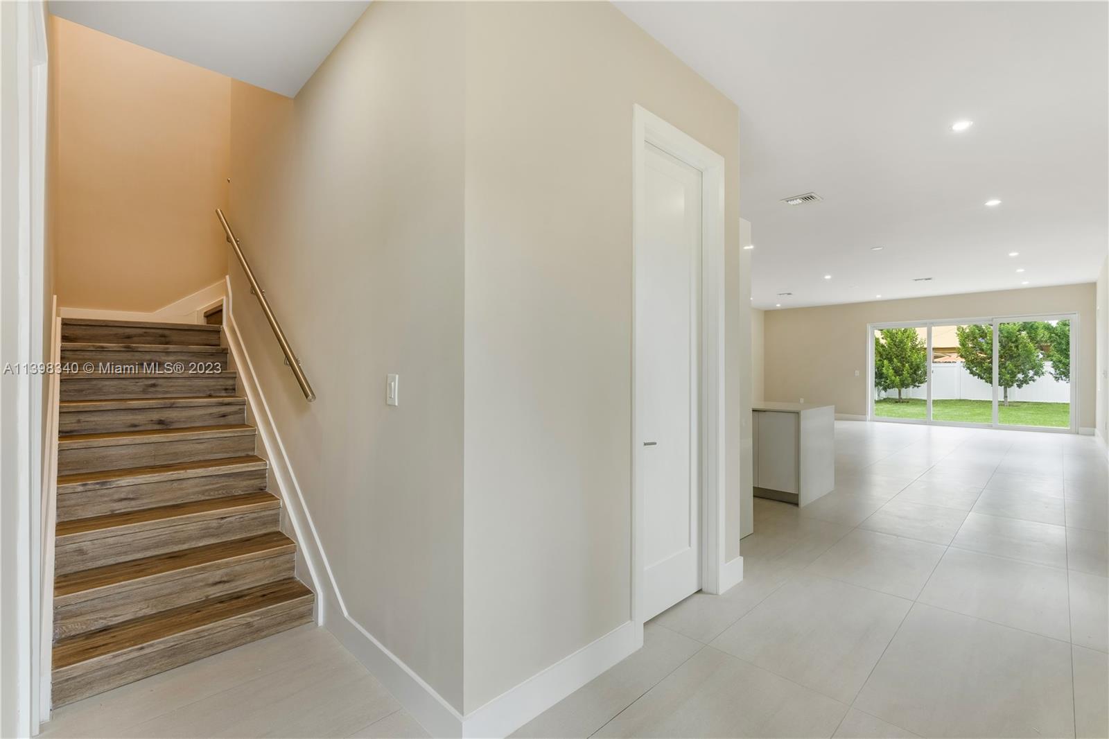 REALTY SECURITIES CORPPB - Residential