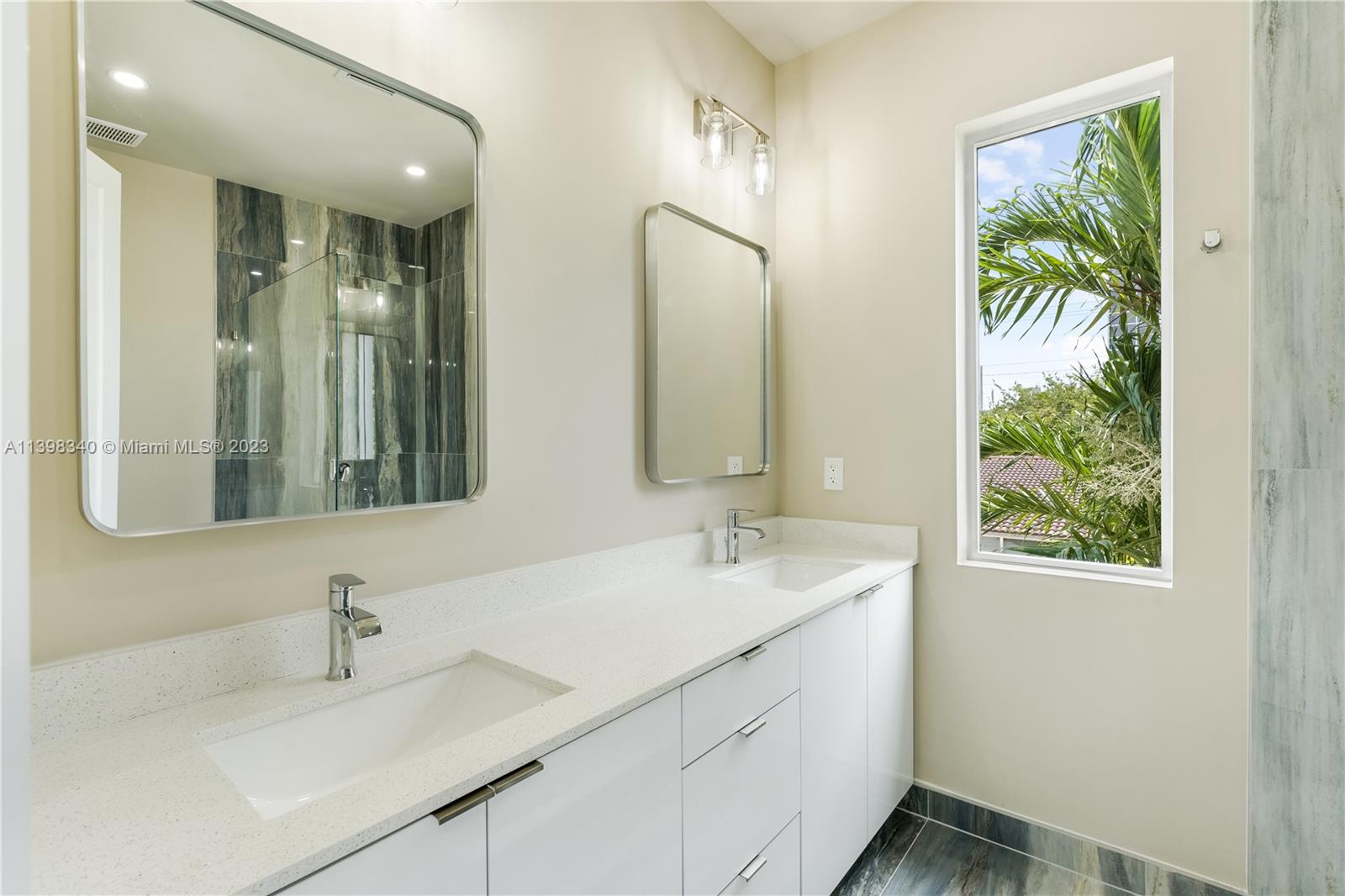 REALTY SECURITIES CORPPB - Residential