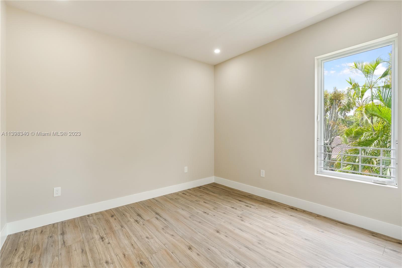 REALTY SECURITIES CORPPB - Residential