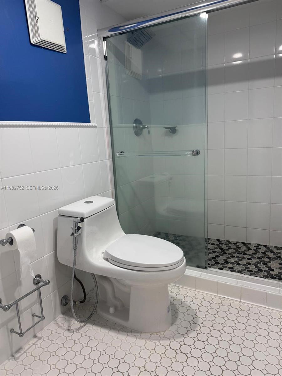 BRICKELL BAY CLUB CONDO - Residential