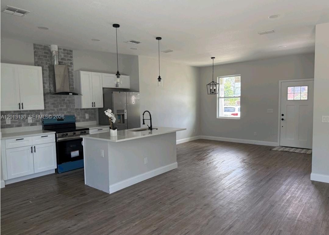 PORT CHARLOTTE SEC 8 - Residential