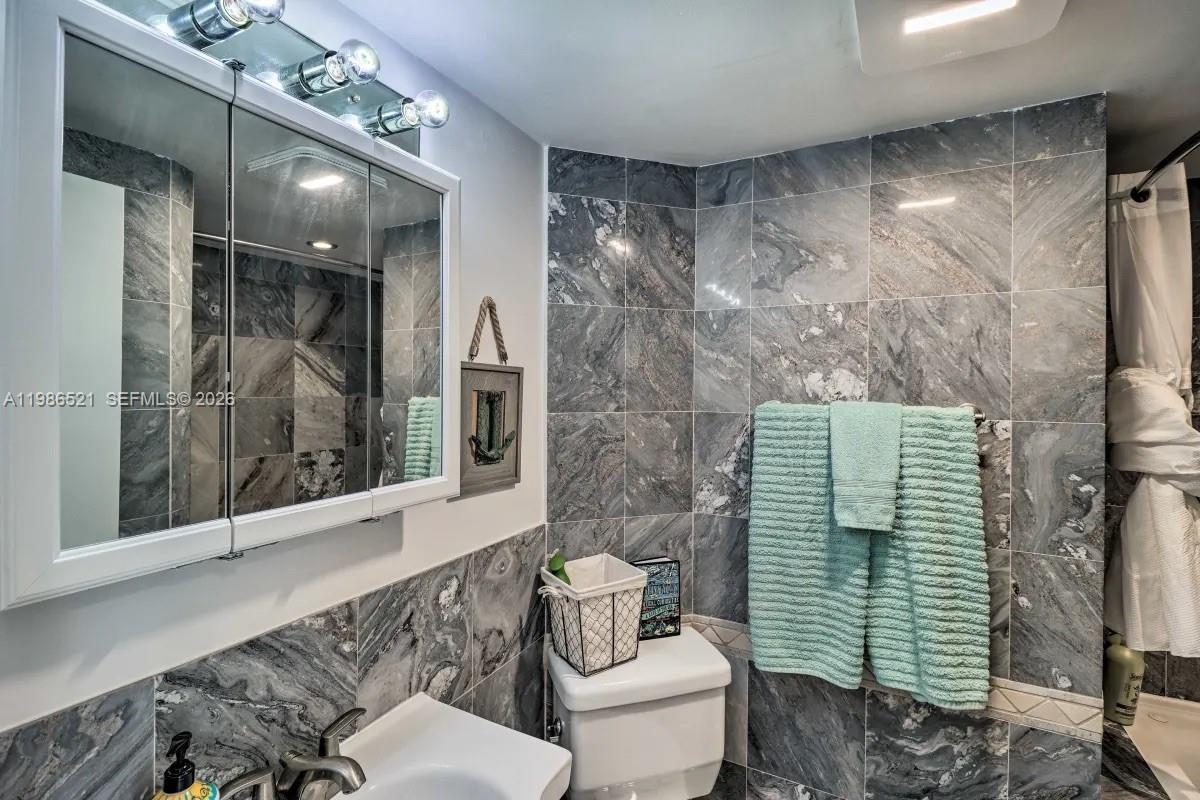 PUERTA DEL SOL - Residential