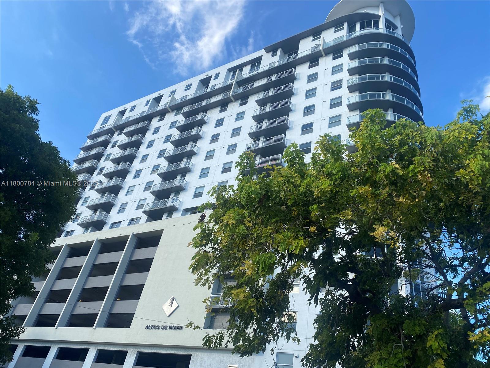 Rental Property at 1 Glen Royal Pkwy 1411, Miami, Broward County, Florida - Bedrooms: 2 
Bathrooms: 2  - $2,300 MO.