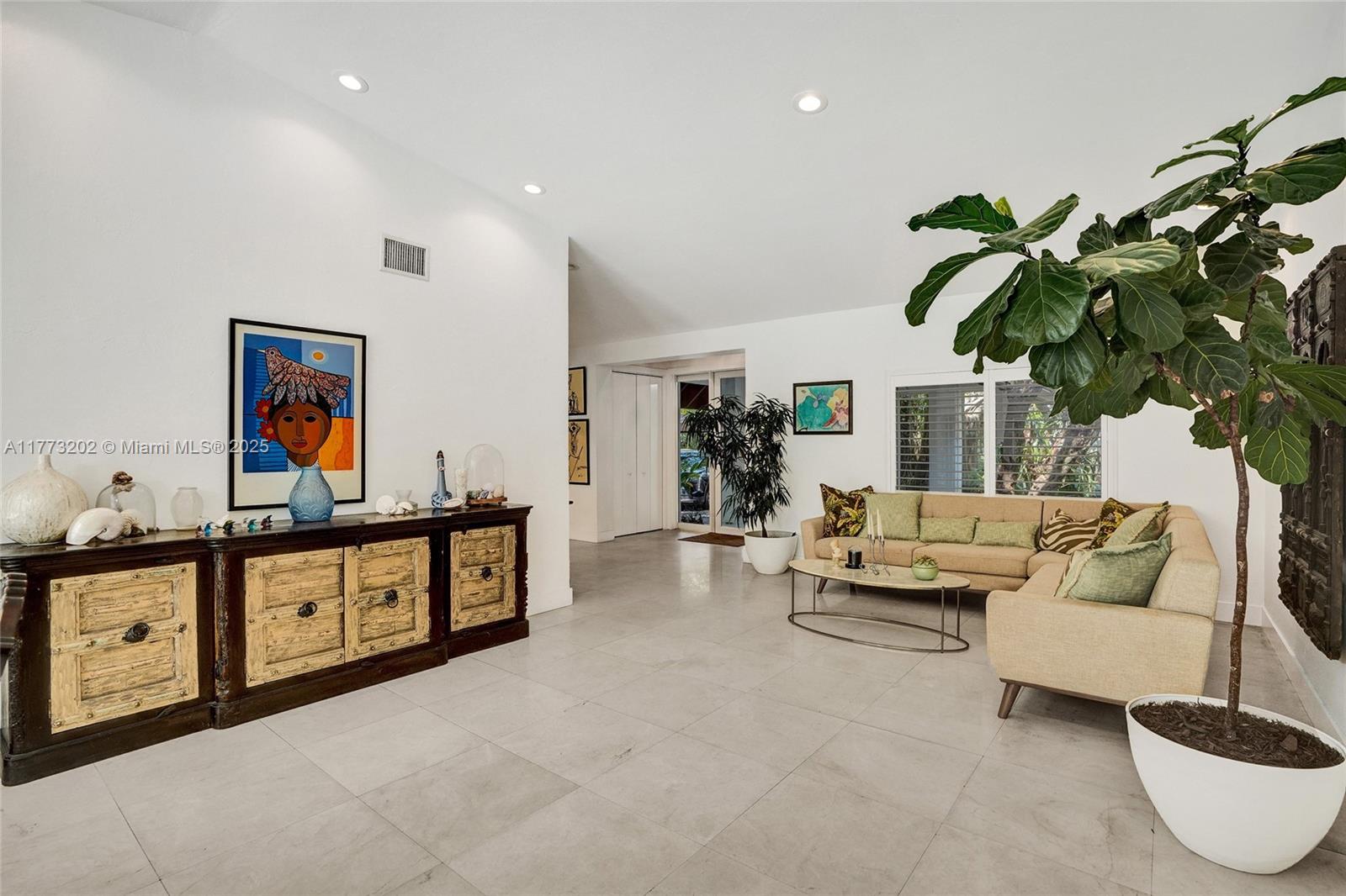 OAKRIDGE ESTATES SEC 2 - Residential