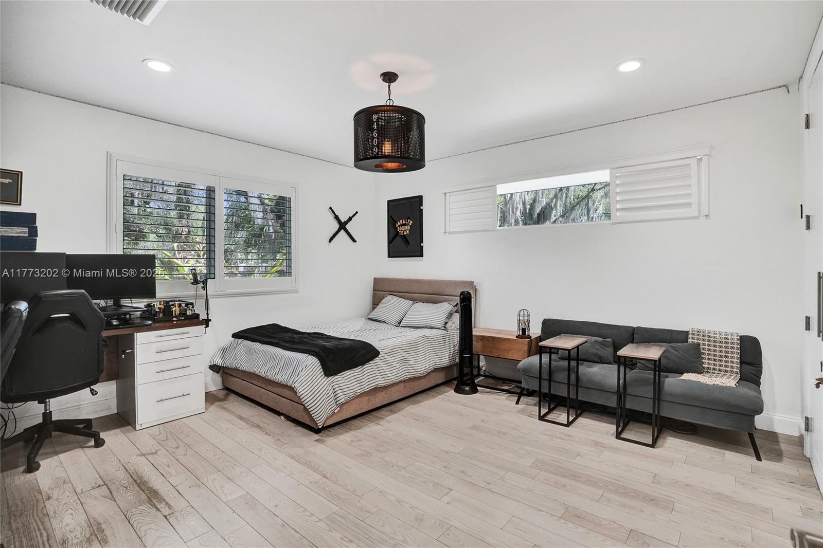 OAKRIDGE ESTATES SEC 2 - Residential